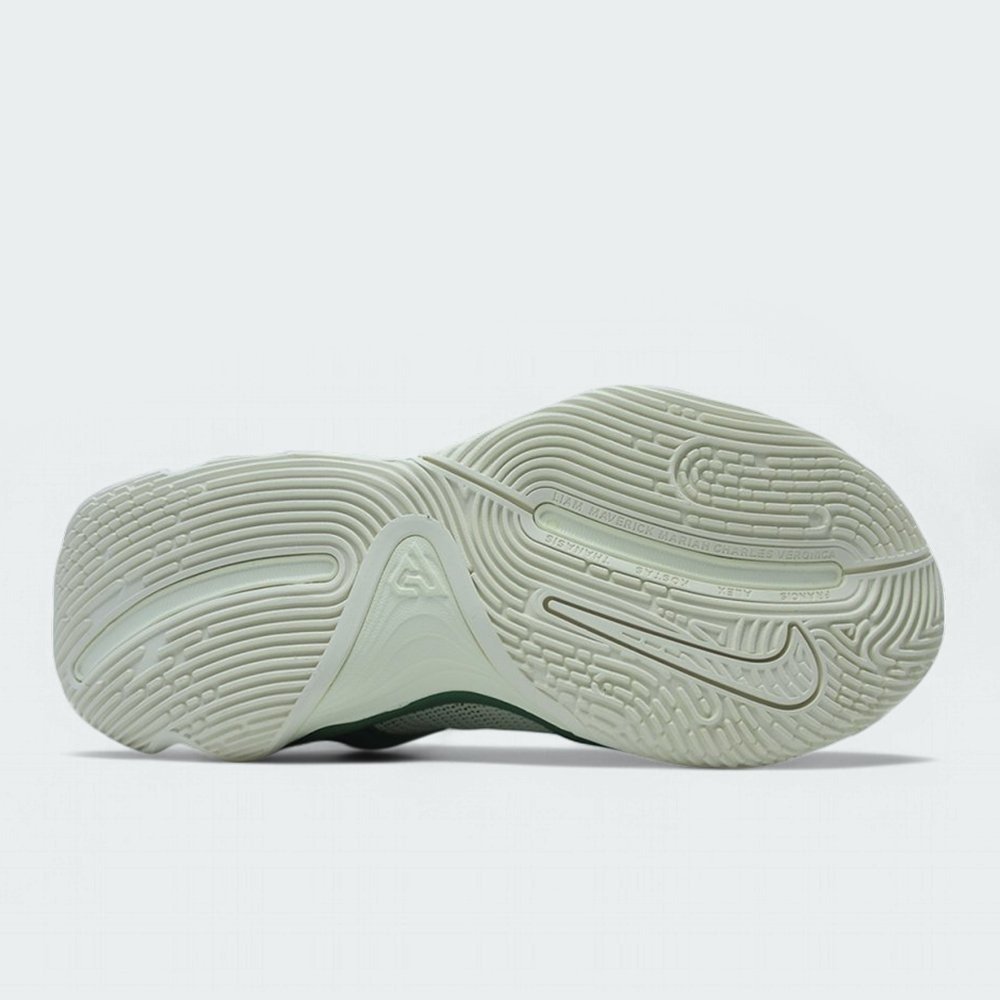 Tenis Nike Giannis Immortality 3 - masculino - branco e verde Verde 4