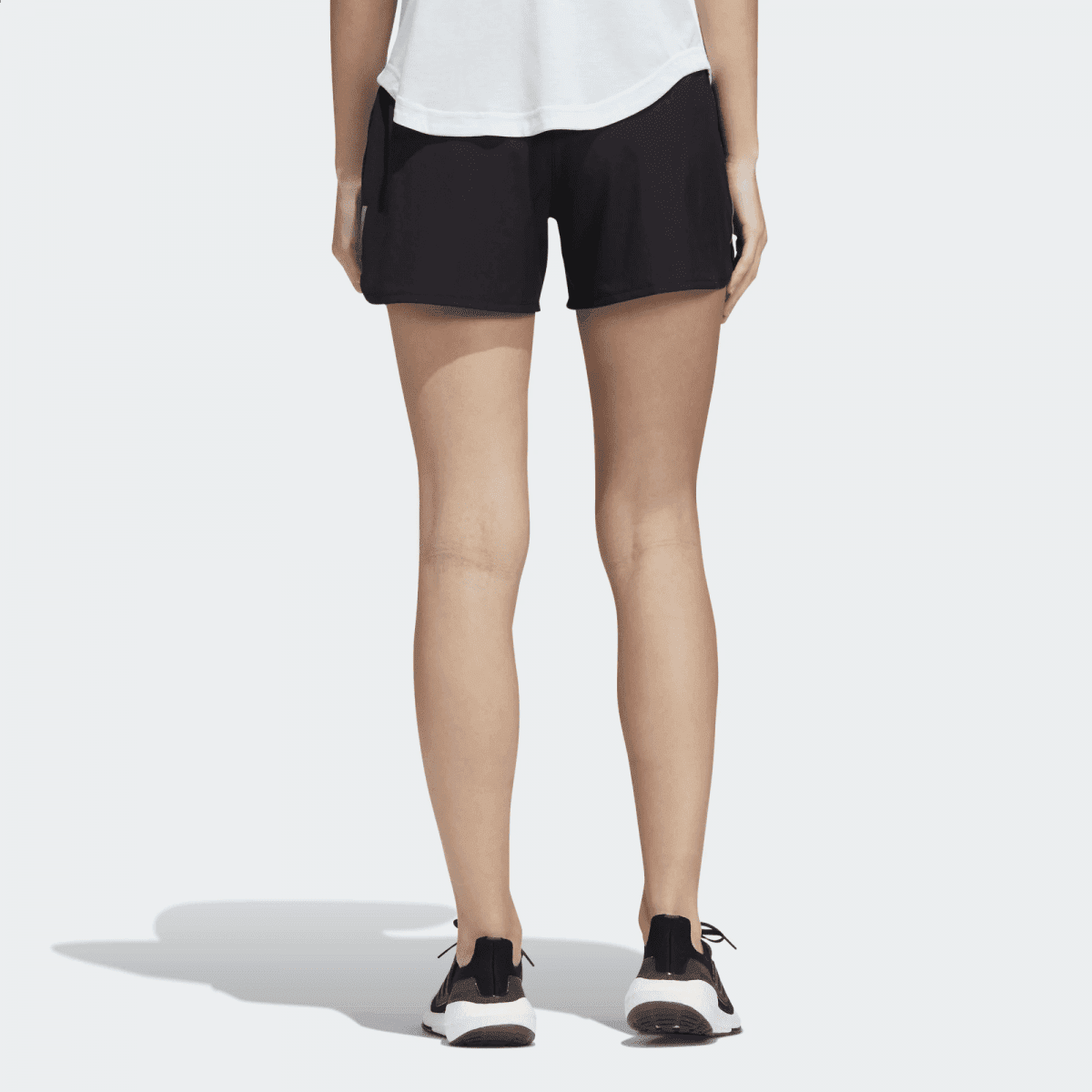 Short Adidas Run - feminino - preto e branco  Preto 7