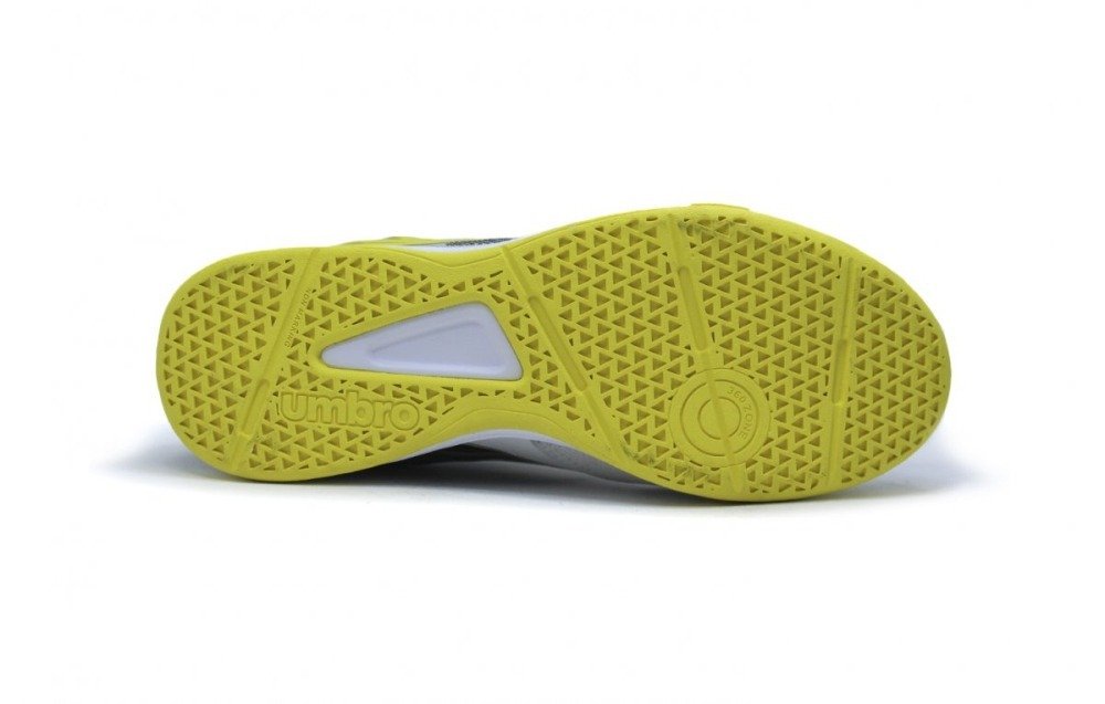 Tenis Futsal Umbro Pro 5 Bump Club - unissex - branco e amarelo Branco 4