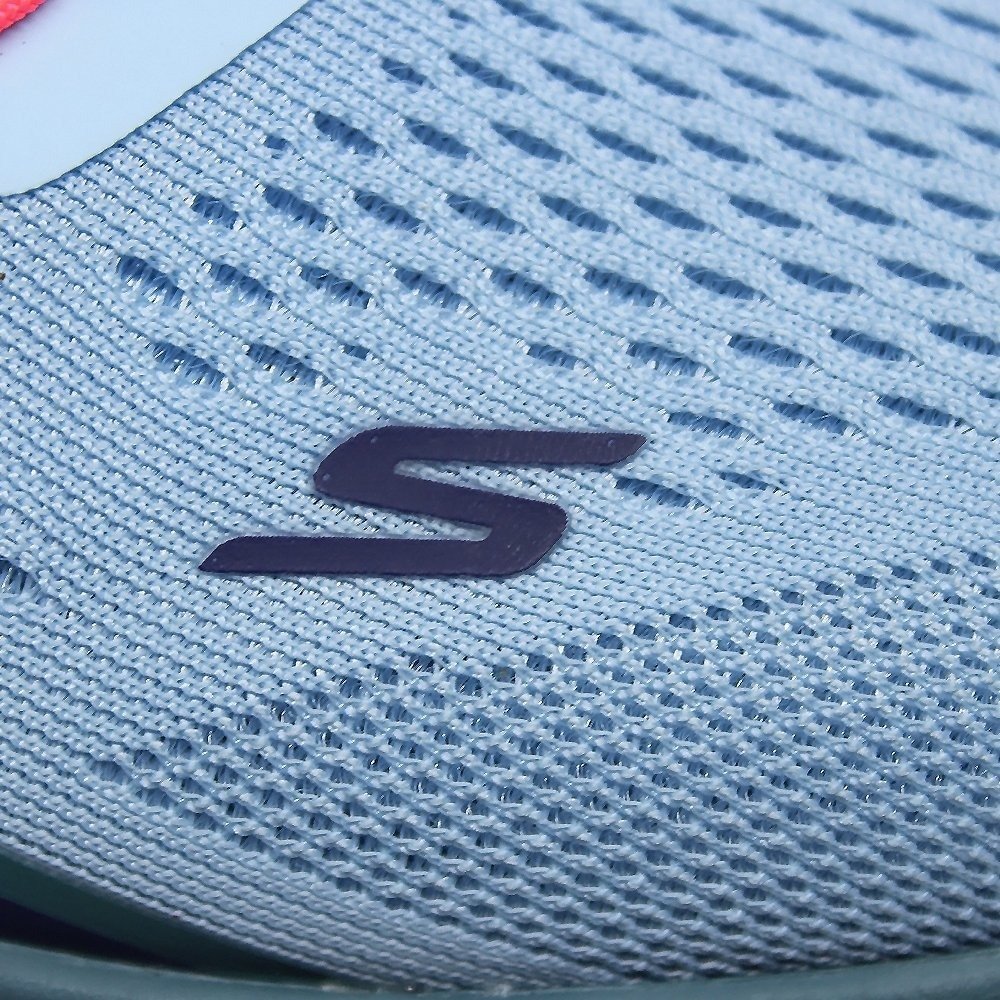 Tenis Skechers Max Cushioning Propulsion - feminino - azul claro e marinho Azul 7