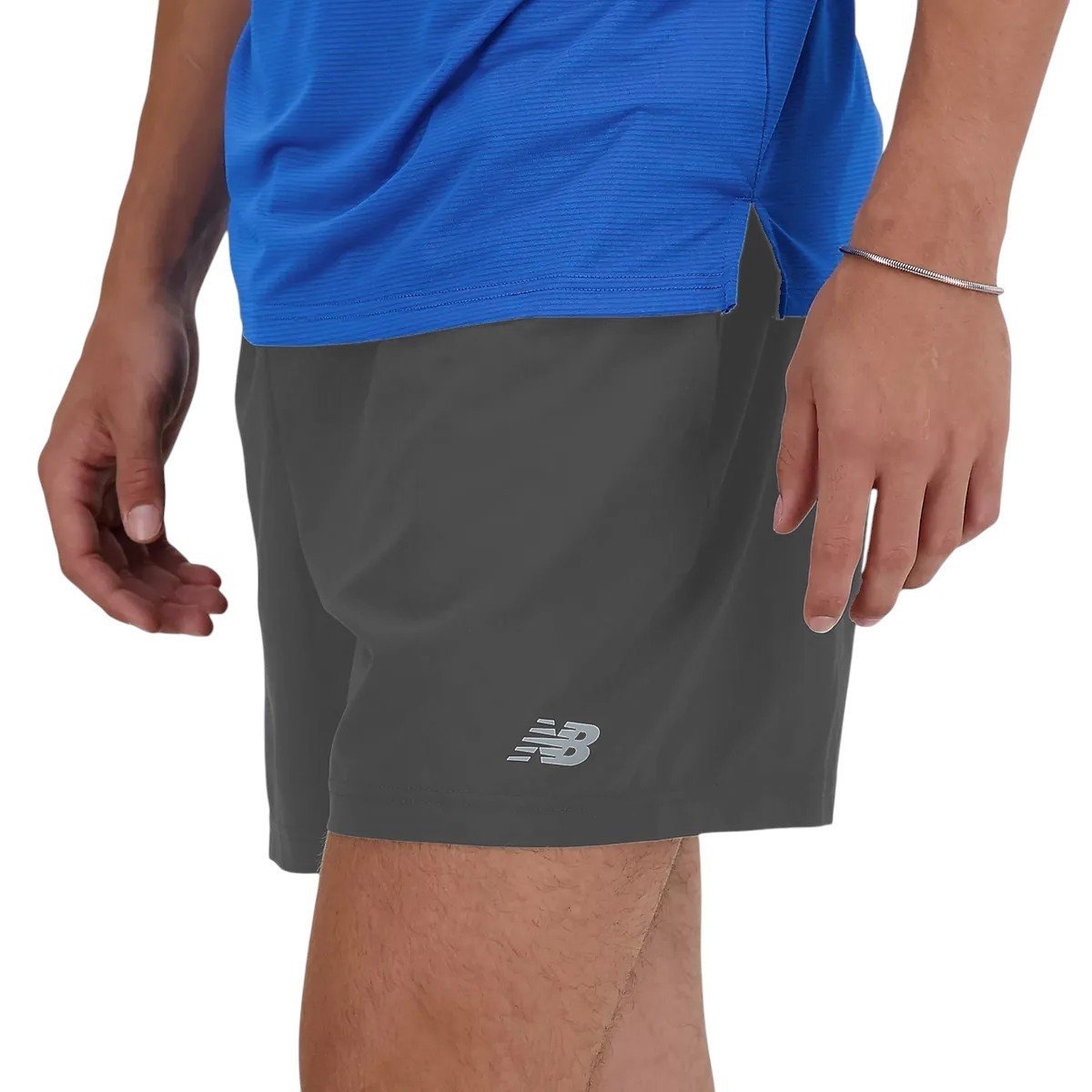 Shorts New Balance Sport Essentials - masculino - grafite Cinza 2