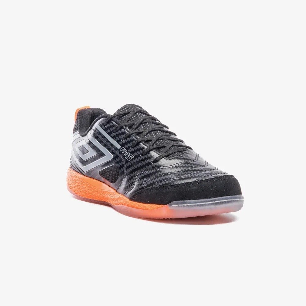 CHUTEIRA UMBRO PRO 5 BUMP - unissex - preto e laranja Preto 3