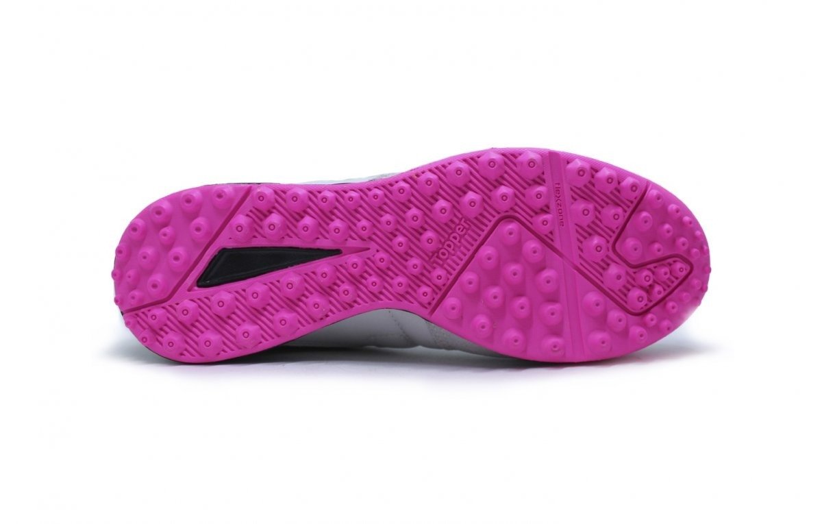 Chuteira society Topper Dominator Pro V - unissex - branco e preto Branco 4