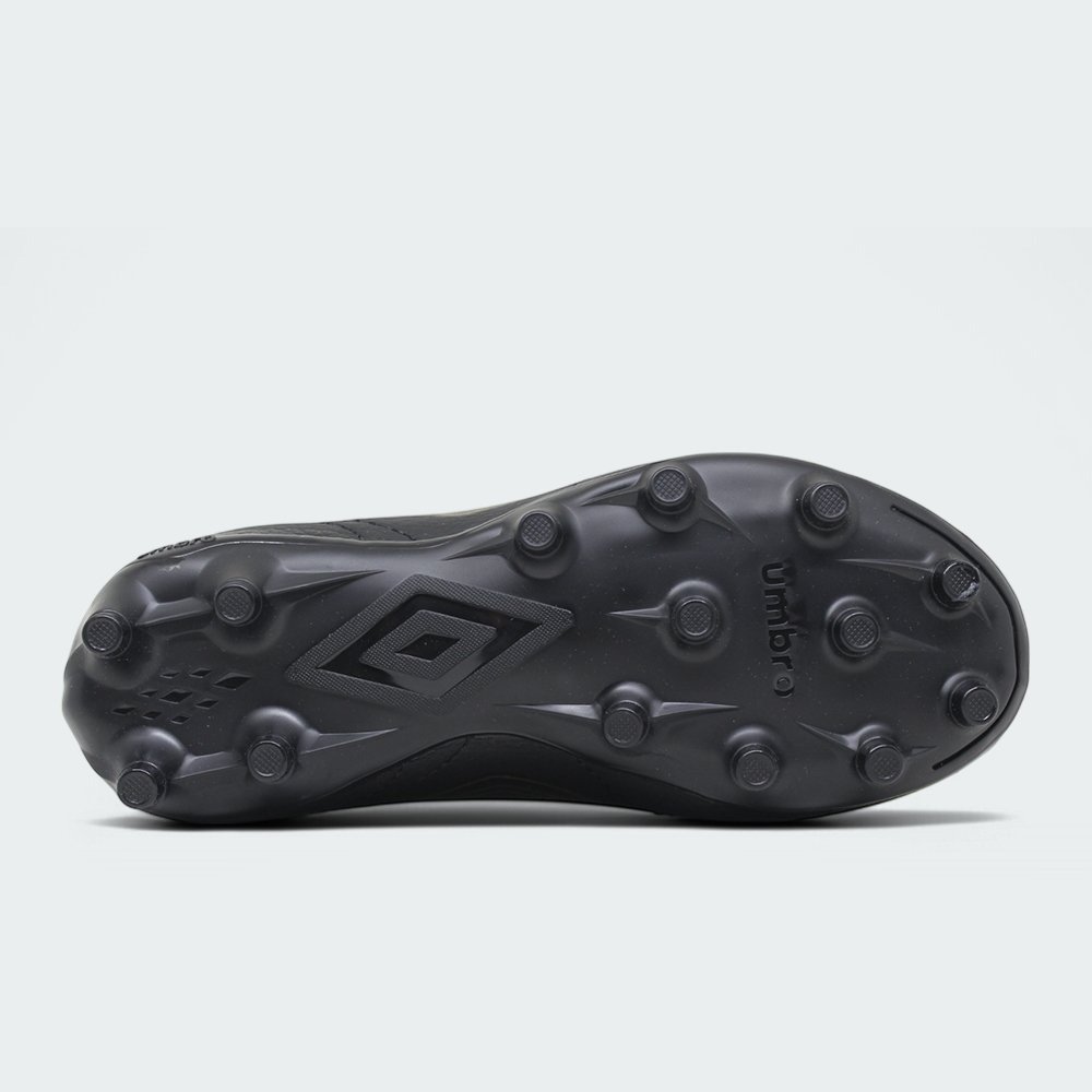 Chuteira Campo Umbro Class Fotballer Jr infantil - unissex - preto e dourado Preto 4