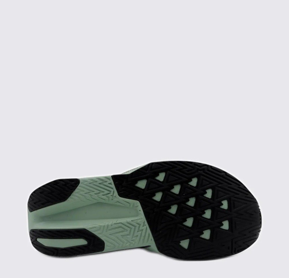 Tênis New Balance Rebel V5 Preto 4