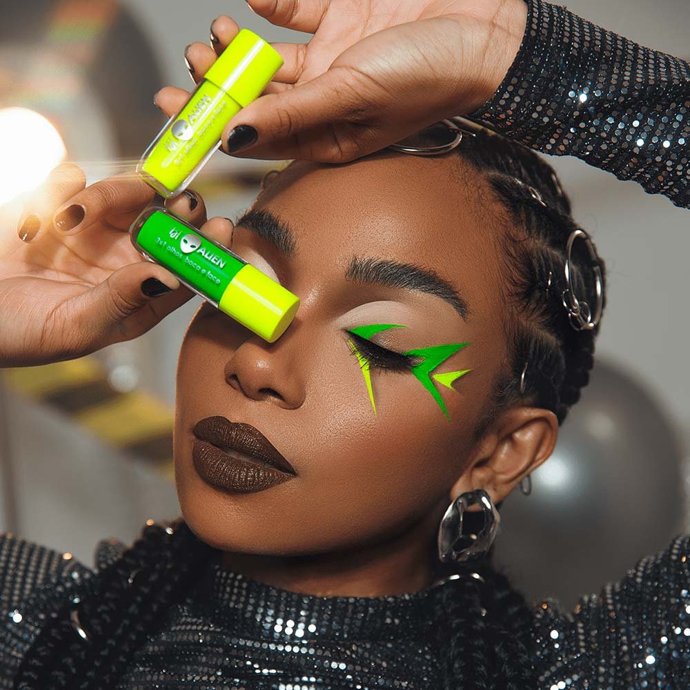 Sombra Líquida Bruna Tavares BT - Alien 3x1 Green Neon 4