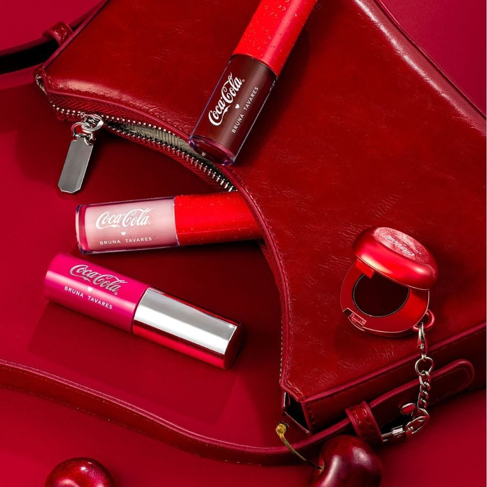 BT Coca Cola Balm Labial Hidratante Pop Charm Bruna Tavares ÚNICO 8