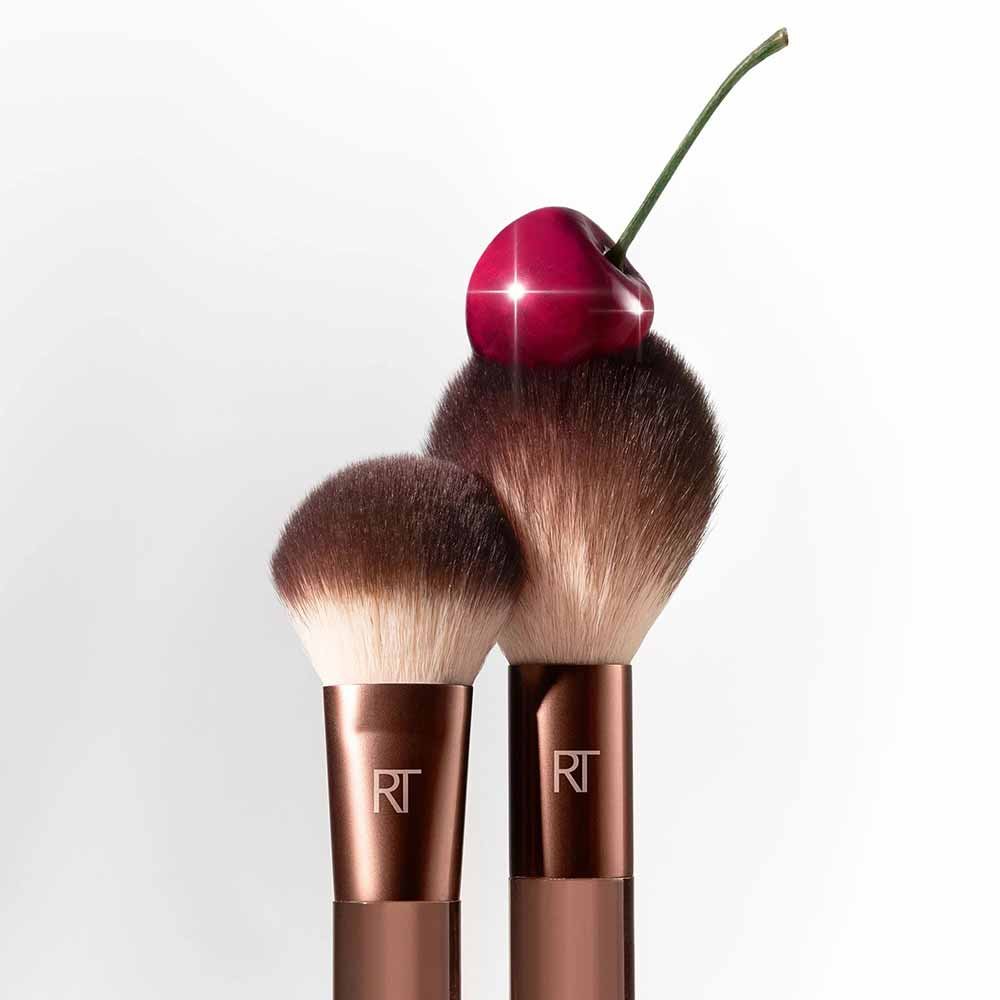 Pincel para Blush Real Techniques Cherry On Top It's All Blush Brush 1Un 4