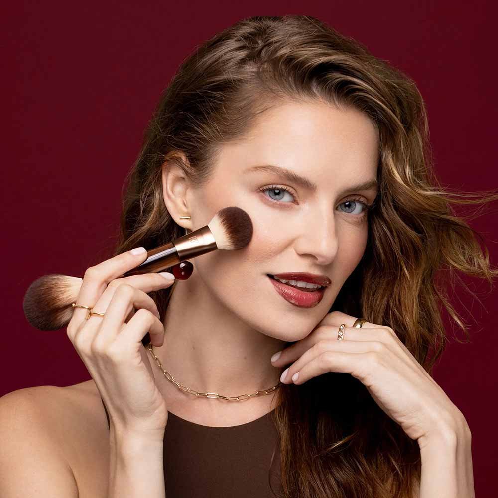 Pincel para Blush Real Techniques Cherry On Top It's All Blush Brush 1Un 5