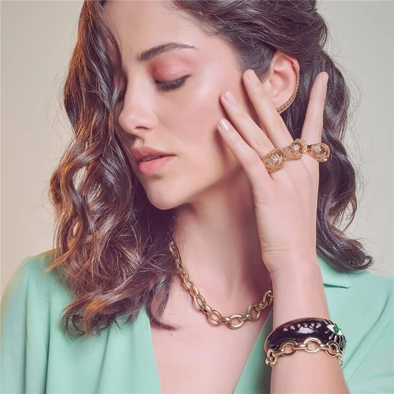 Colar com Elos Ovais e lisos banhado em ouro 18k Dourado 2