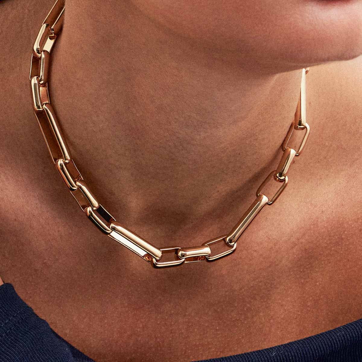 Colar com Elos retangulares banhado em ouro 18k Dourado 2