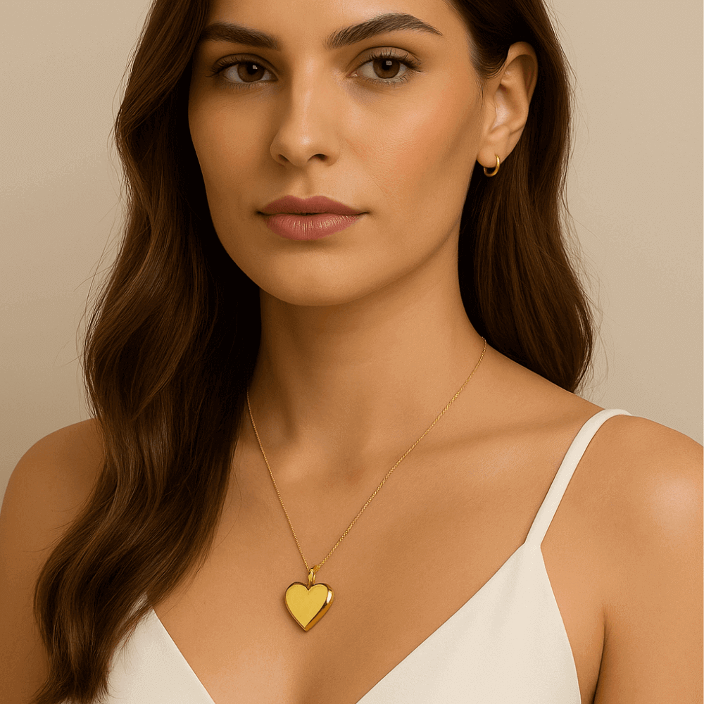 Colar Relicario Coracao Medio banhado em Ouro 18k - 2 fotos Dourado 3