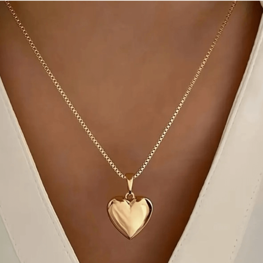 Colar Relicario de Coracao Liso Banhado Ouro 18k - 2 Fotos Dourado 2