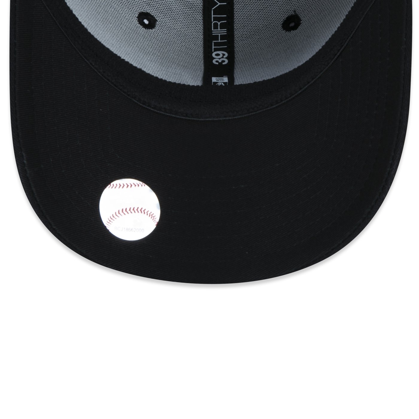 Bone New Era 39THIRTY MLB New York Yankees Preto 7