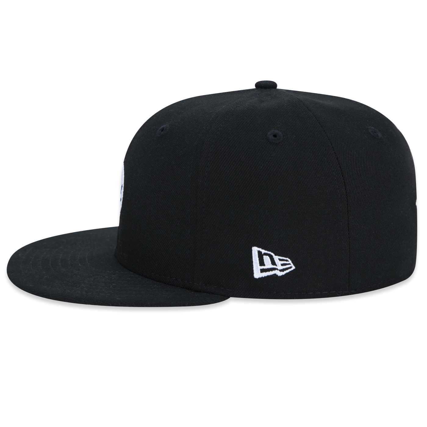 Bone New Era 59FIFTY Brooklyn Nets Club House Preto 4