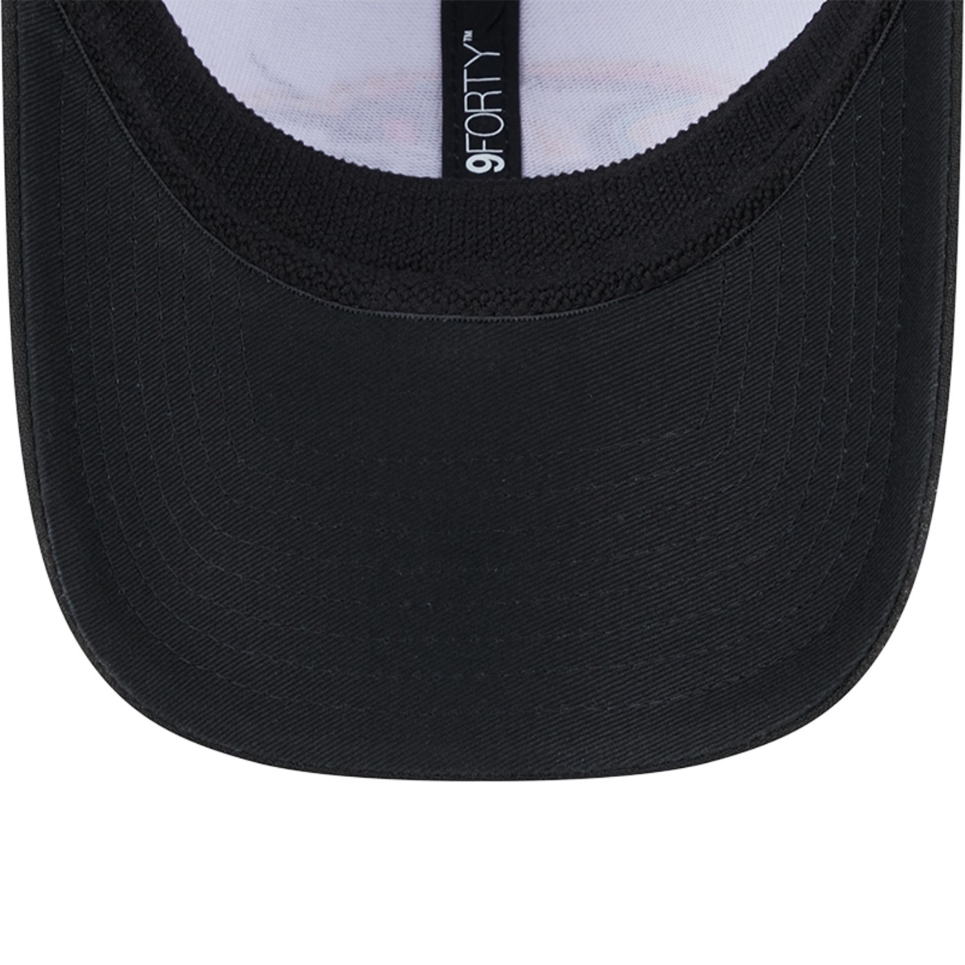 Bone New Era 9FORTY Stretch Snap Baltimore Ravens NFL Crucial Catch 2024 Preto 7