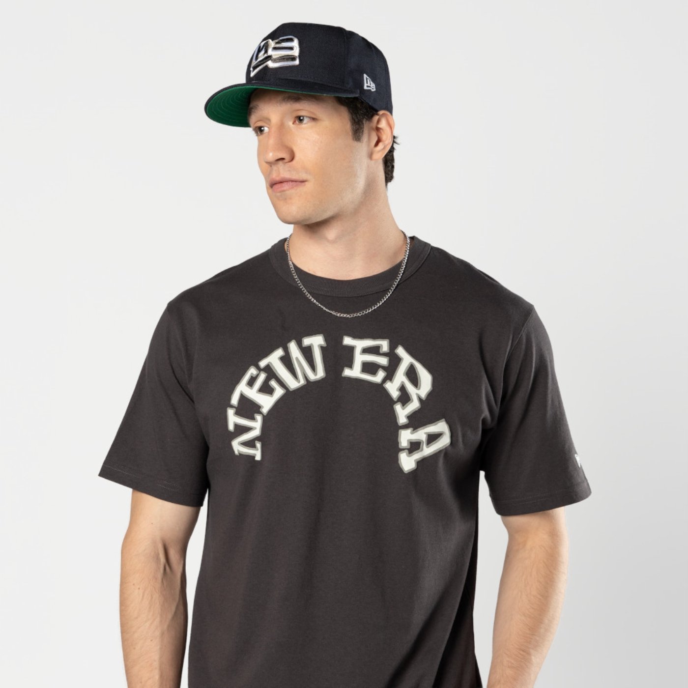 Camiseta New Era Shohei Ochiai x New Era Marrom 3