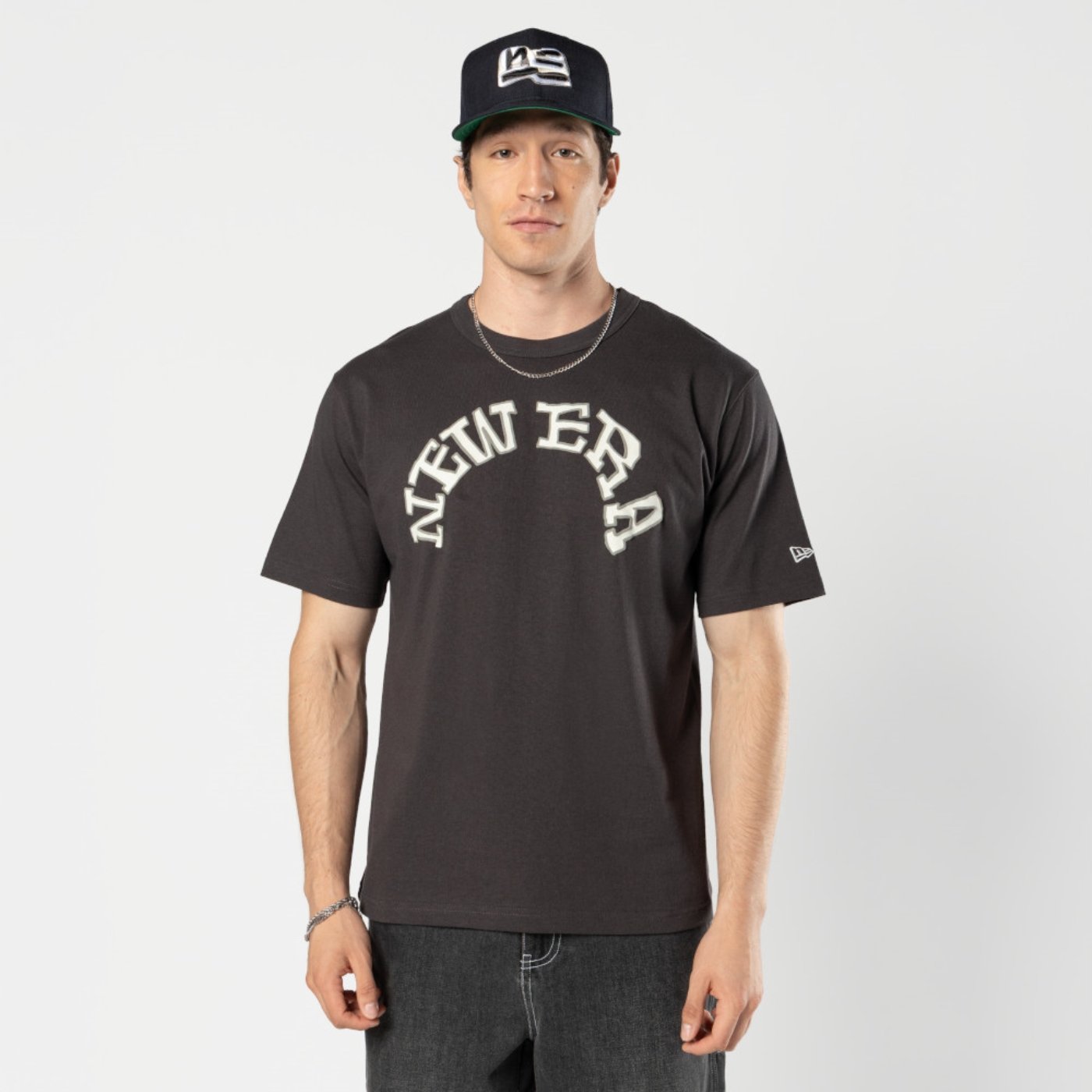 Camiseta New Era Shohei Ochiai x New Era Marrom 6