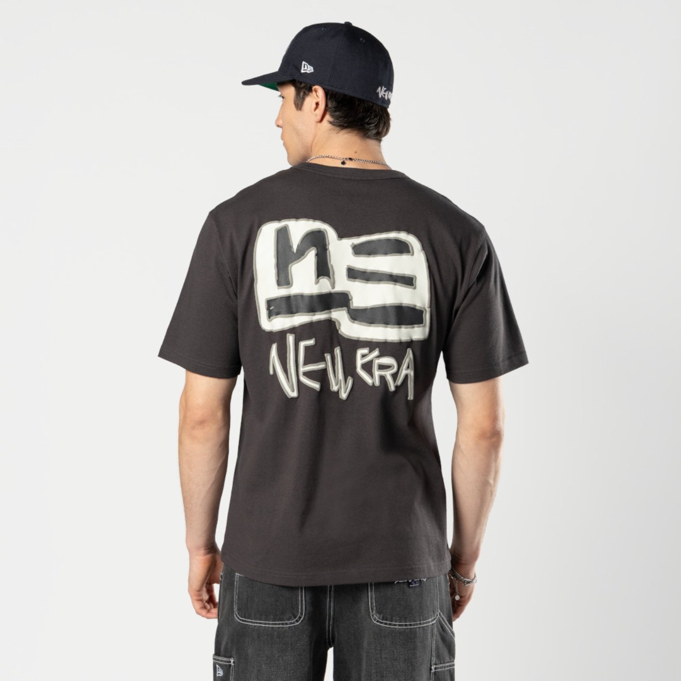 Camiseta New Era Shohei Ochiai x New Era Marrom