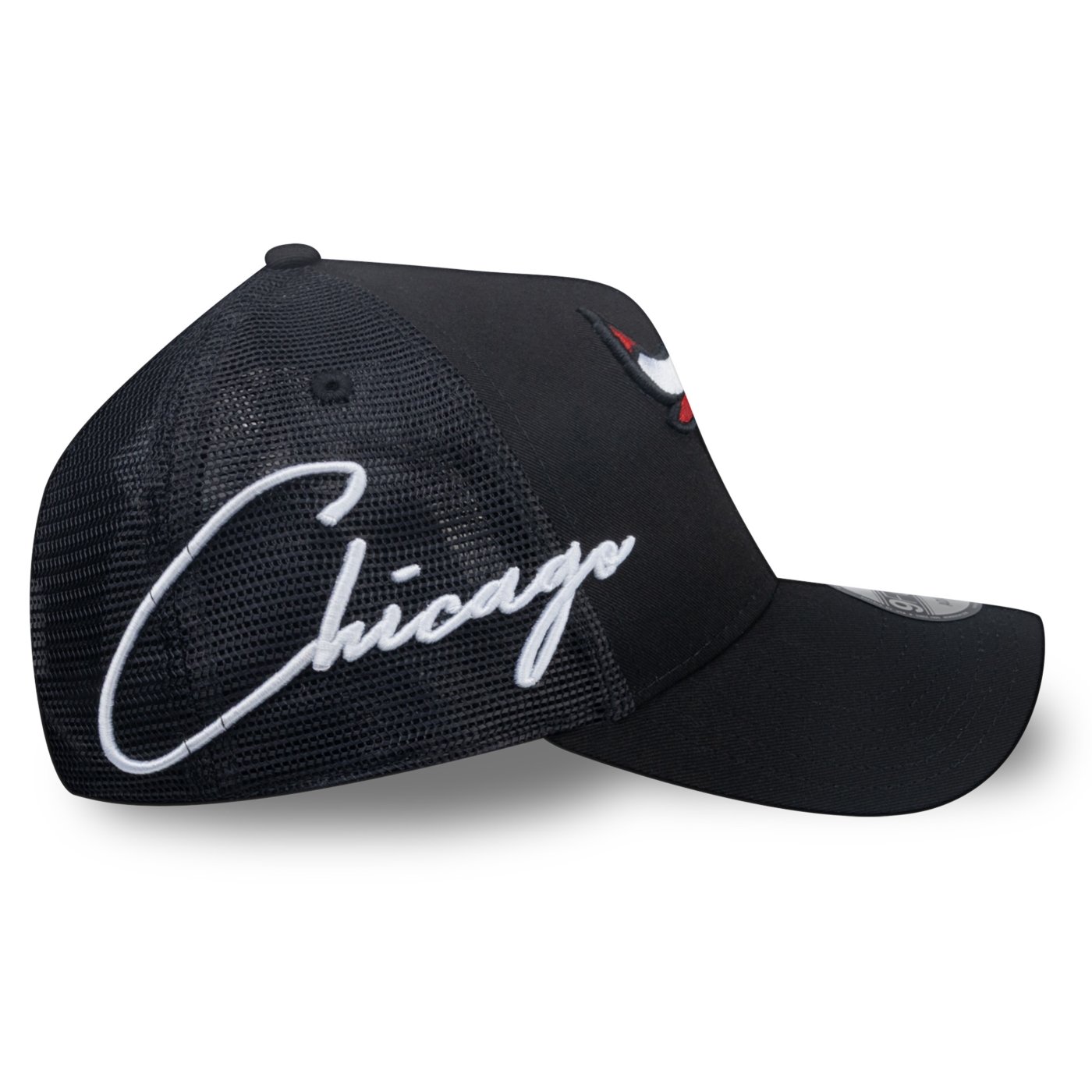 Bone New Era 9FORTY A-Frame Trucker Chicago Bulls NBA Preto Preto 4