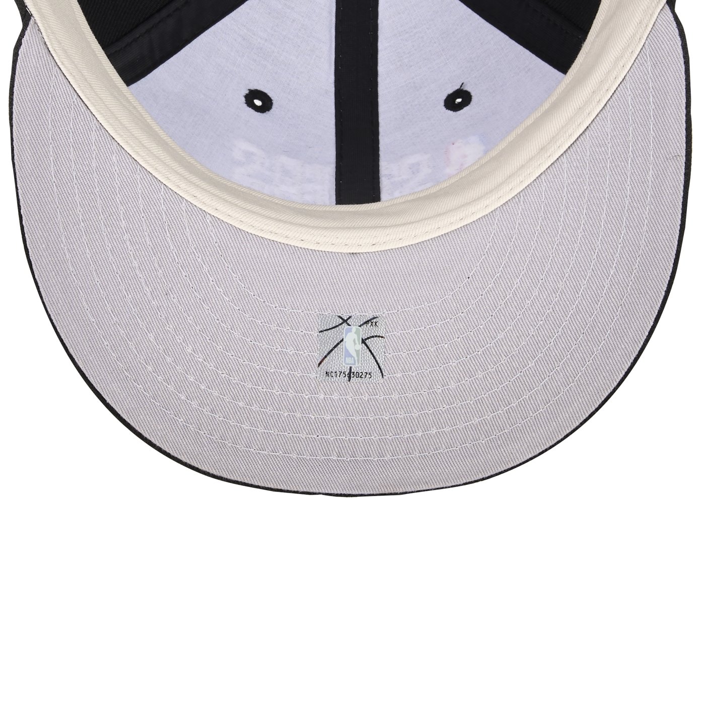 Bone New Era 9FIFTY RETRO CROWN San Antonio Spurs NBA Preto Preto 5