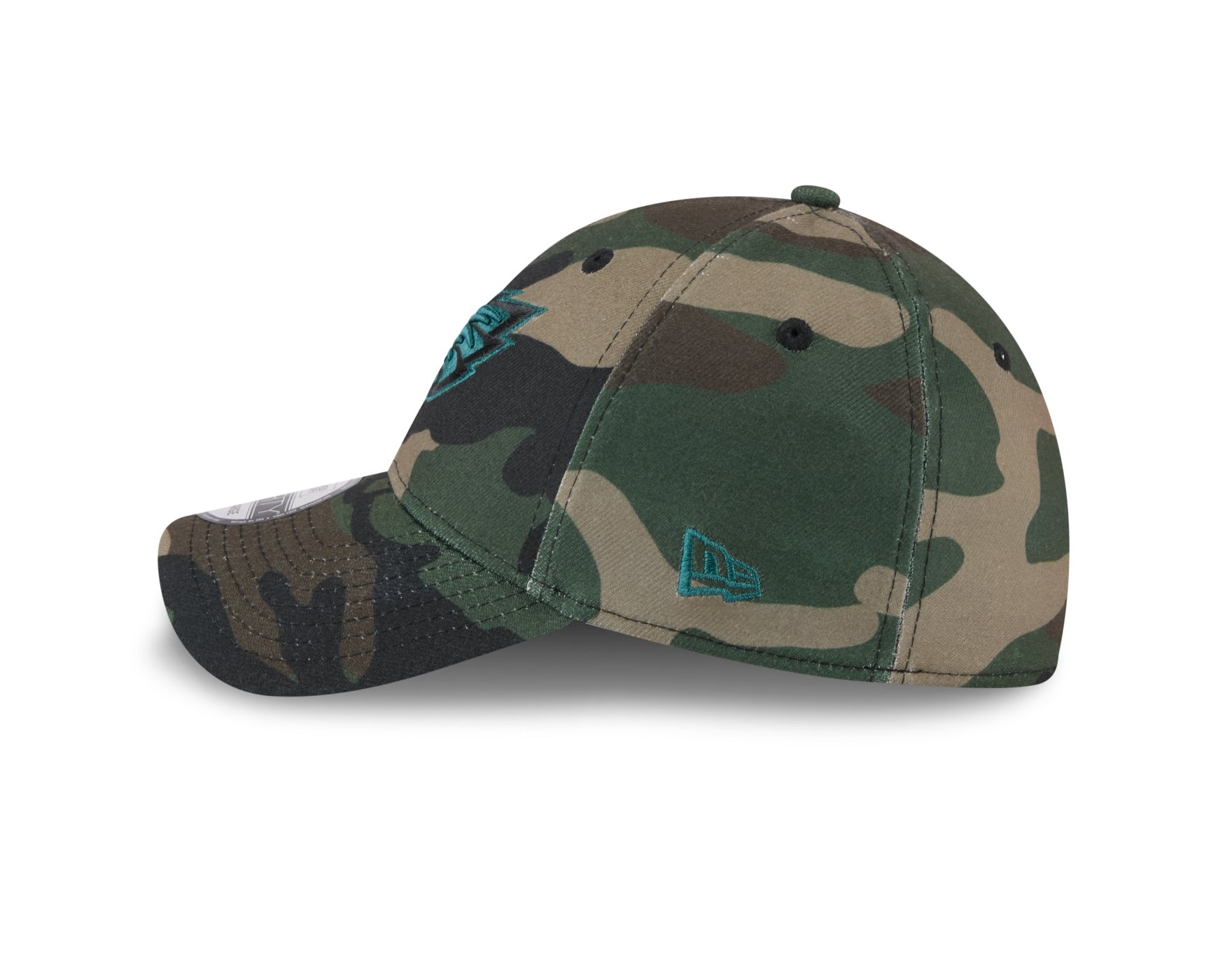 Bone New Era 39THIRTY Philadelphia Eagles NFL Salute Service 2025 Militar Militar 5