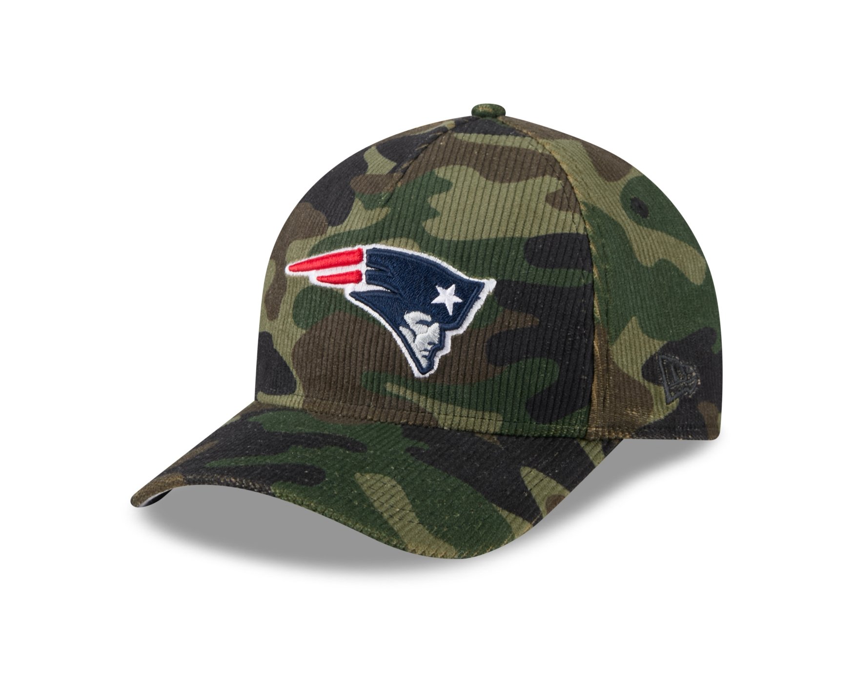Bone New Era 9FORTY M-CROWN A-FRAME New England Patriots NFL Salute Service 2025 Militar