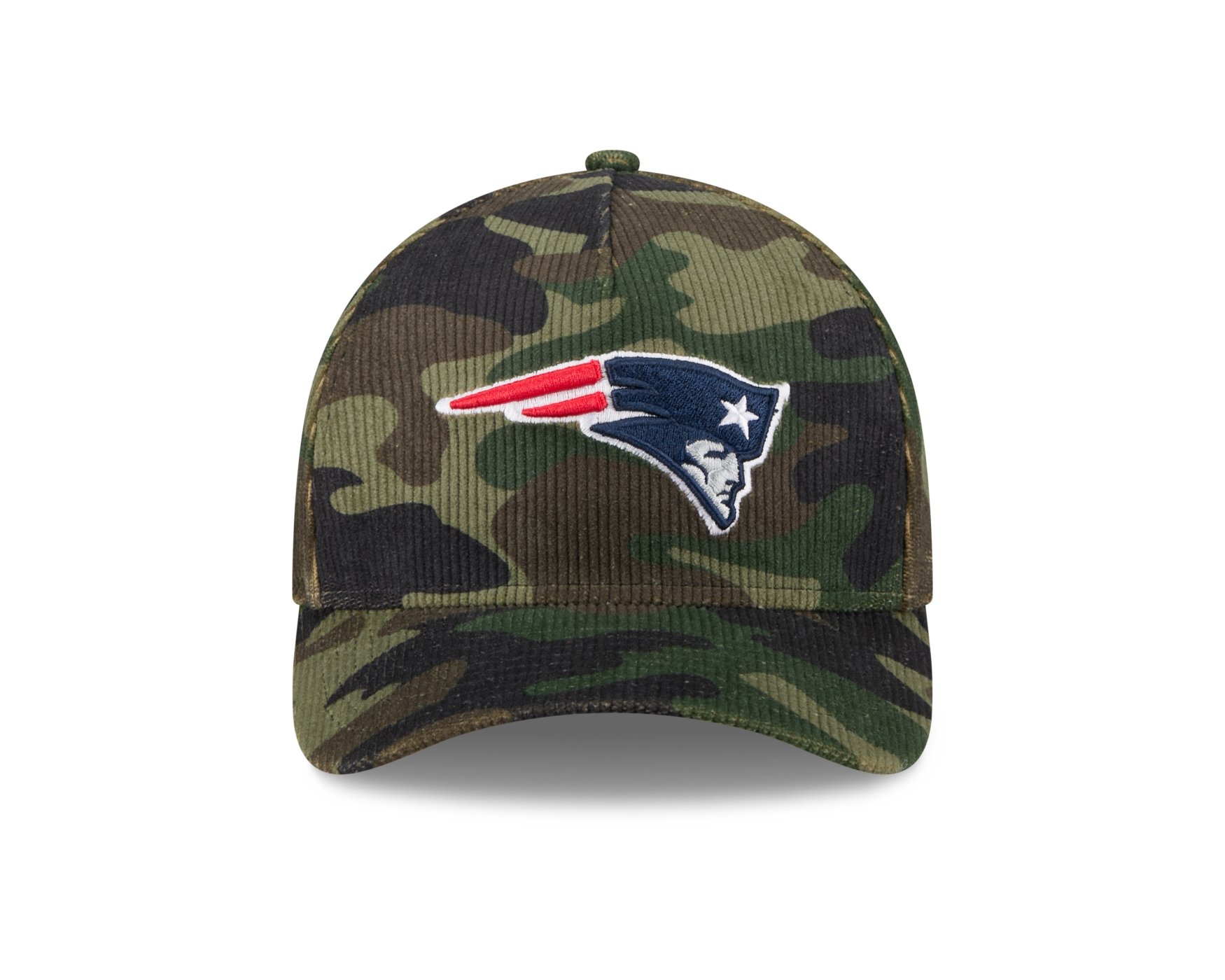 Bone New Era 9FORTY M-CROWN A-FRAME New England Patriots NFL Salute Service 2025 Militar Militar 2