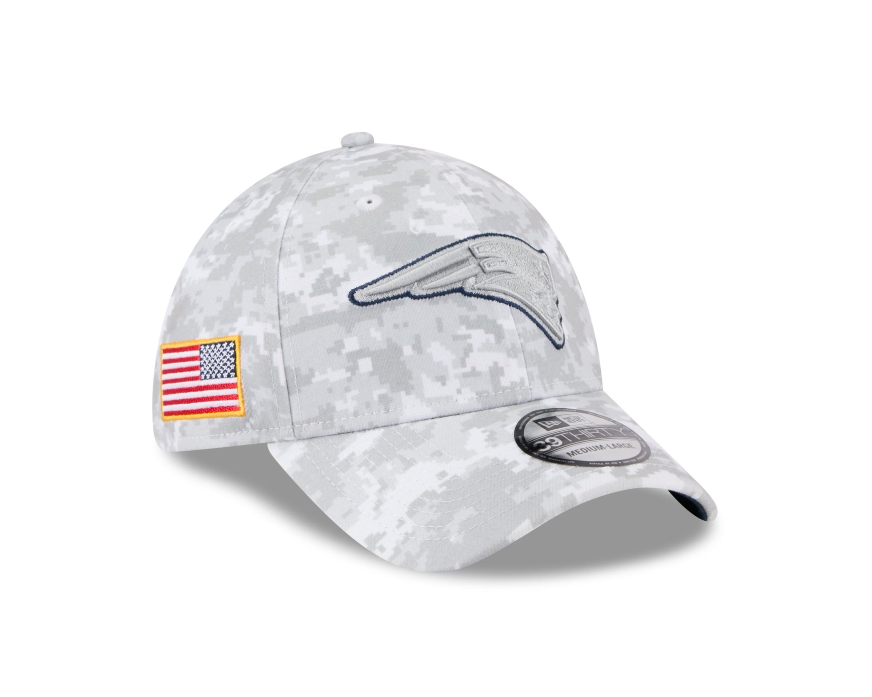 Bone New Era 39THIRTY New England Patriots NFL Salute Service 2025 Militar Cinza 3