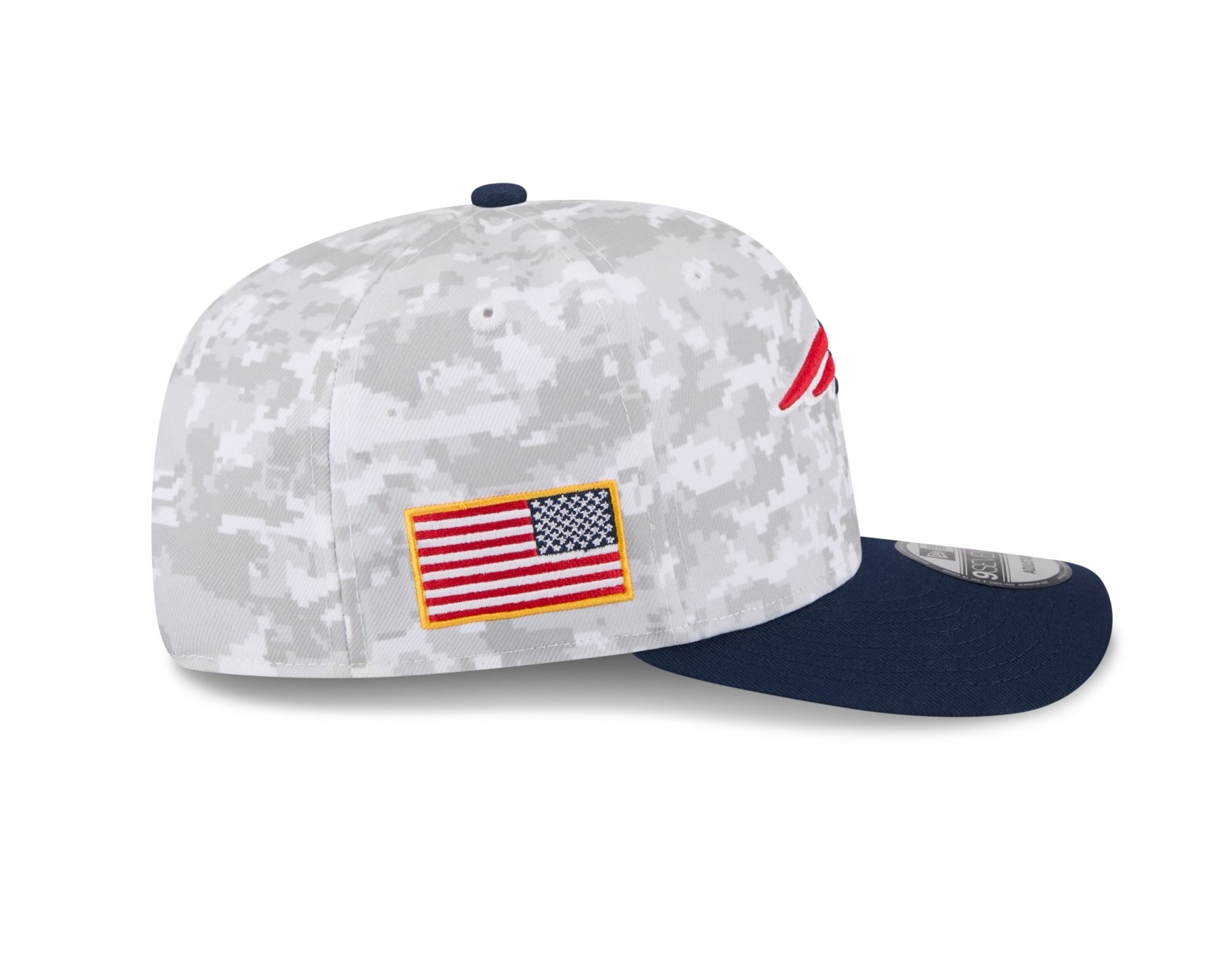 Bone New Era 9SEVENTY New England Patriots NFL Salute Service 2025 Militar Cinza/Azul 6