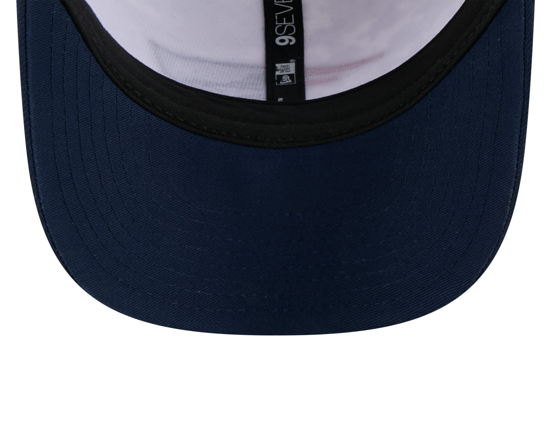 Bone New Era 9SEVENTY New England Patriots NFL Salute Service 2025 Militar Cinza/Azul 7