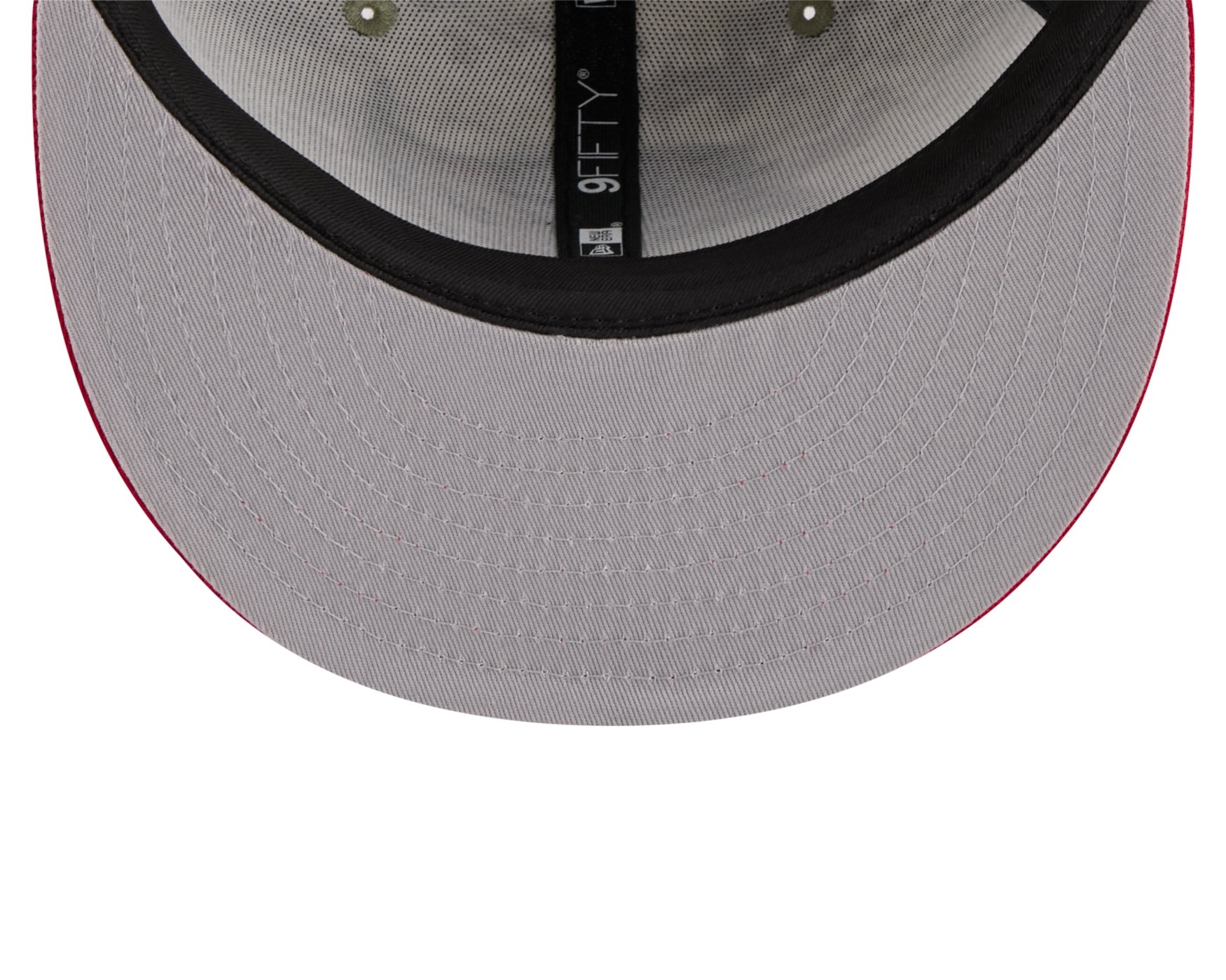 Bone New Era 9FIFTY Tampa Bay Buccaneers NFL Salute Service 2025 Militar Militar/Vermelho 7