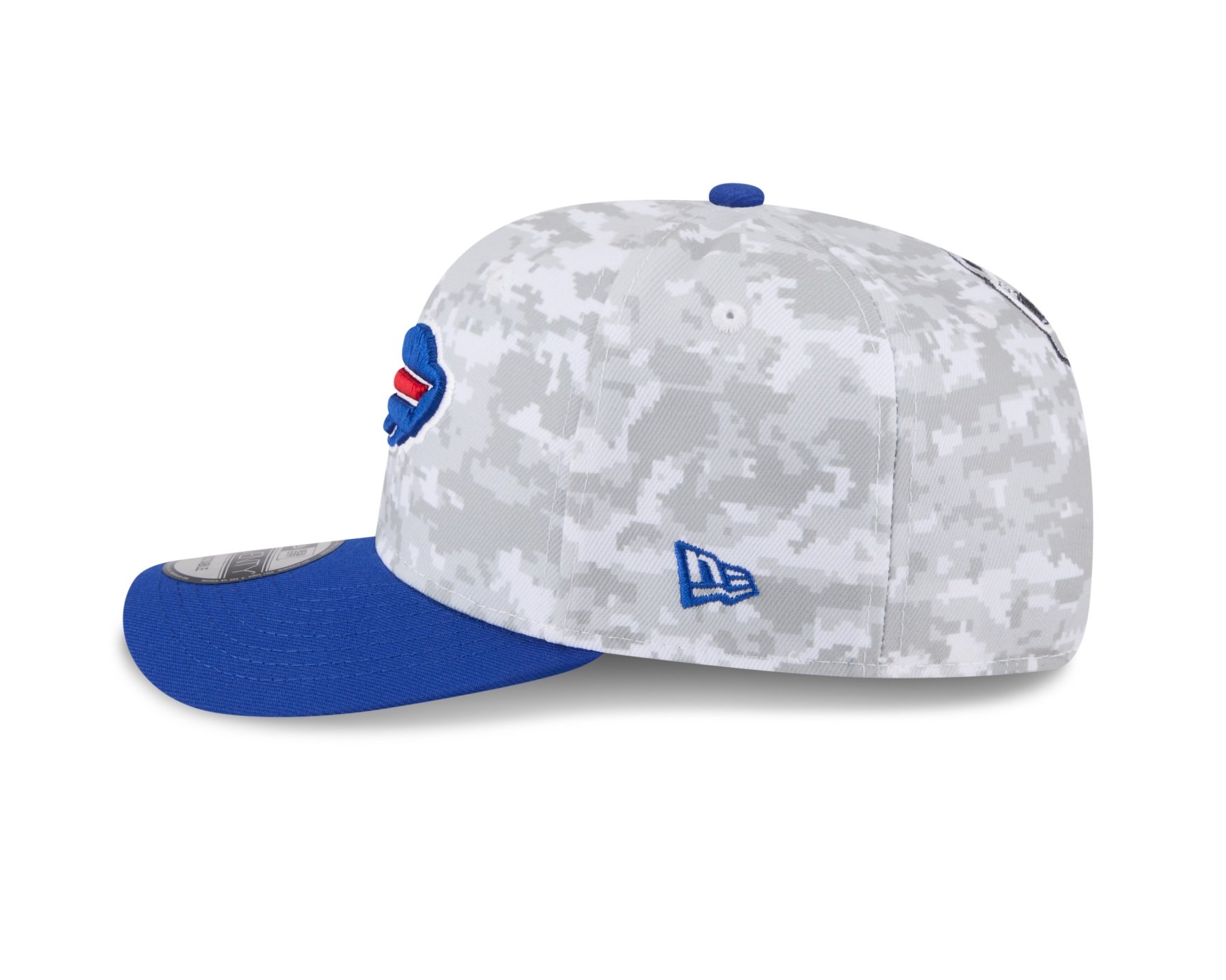 Bone New Era 9SEVENTY Buffalo Bills NFL Salute Service 2025 Militar Cinza/Azul 6