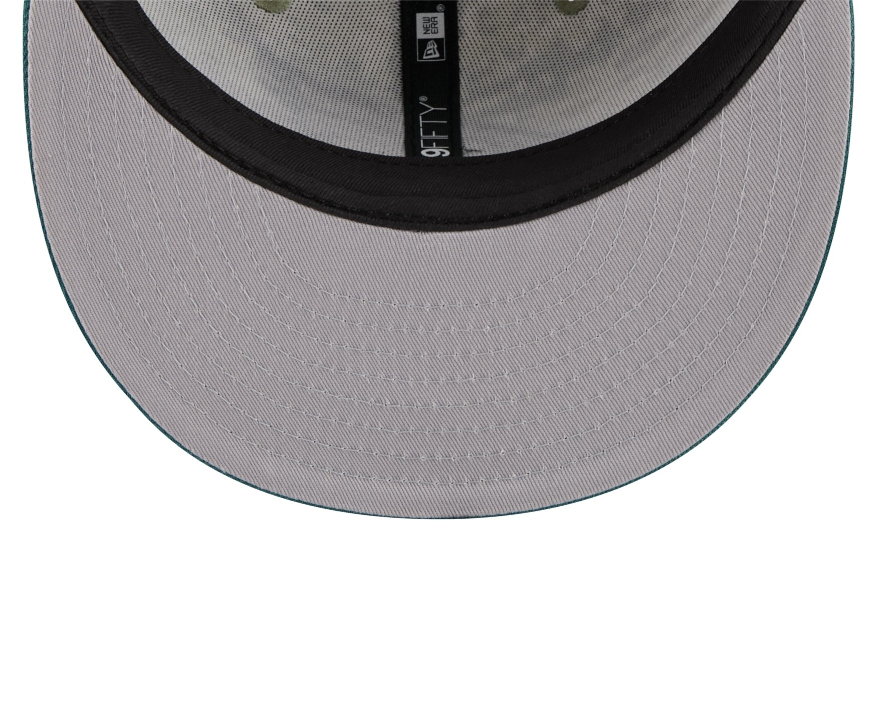 Bone New Era 9FIFTY Philadelphia Eagles NFL Salute Service 2025 Militar Bege/Azul Petróleo 7