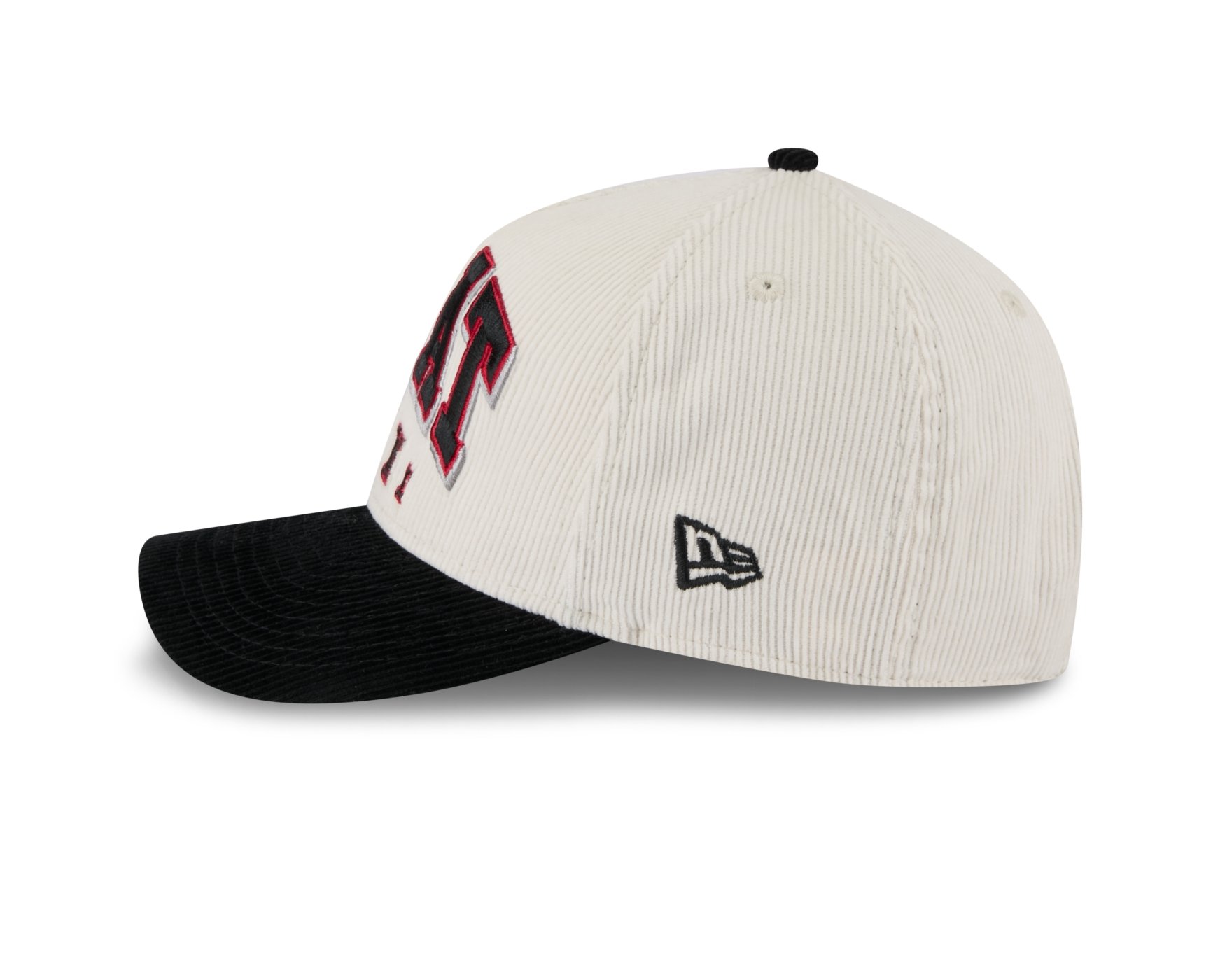 Bone New Era 9FORTY M-CROWN A-FRAME Miami Heat NBA Preto Bege/Preto 6