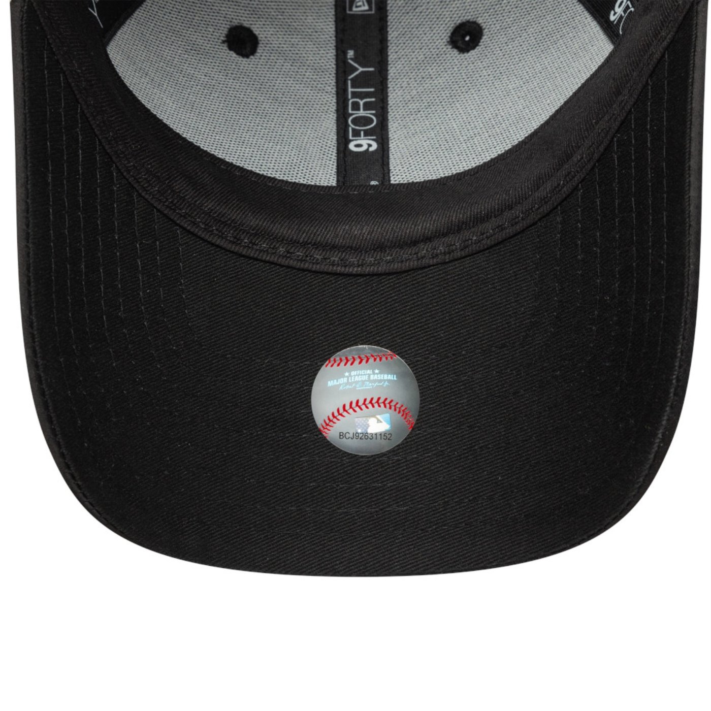 Bone New Era 9FORTY New York Yankees MLB Preto Preto 5