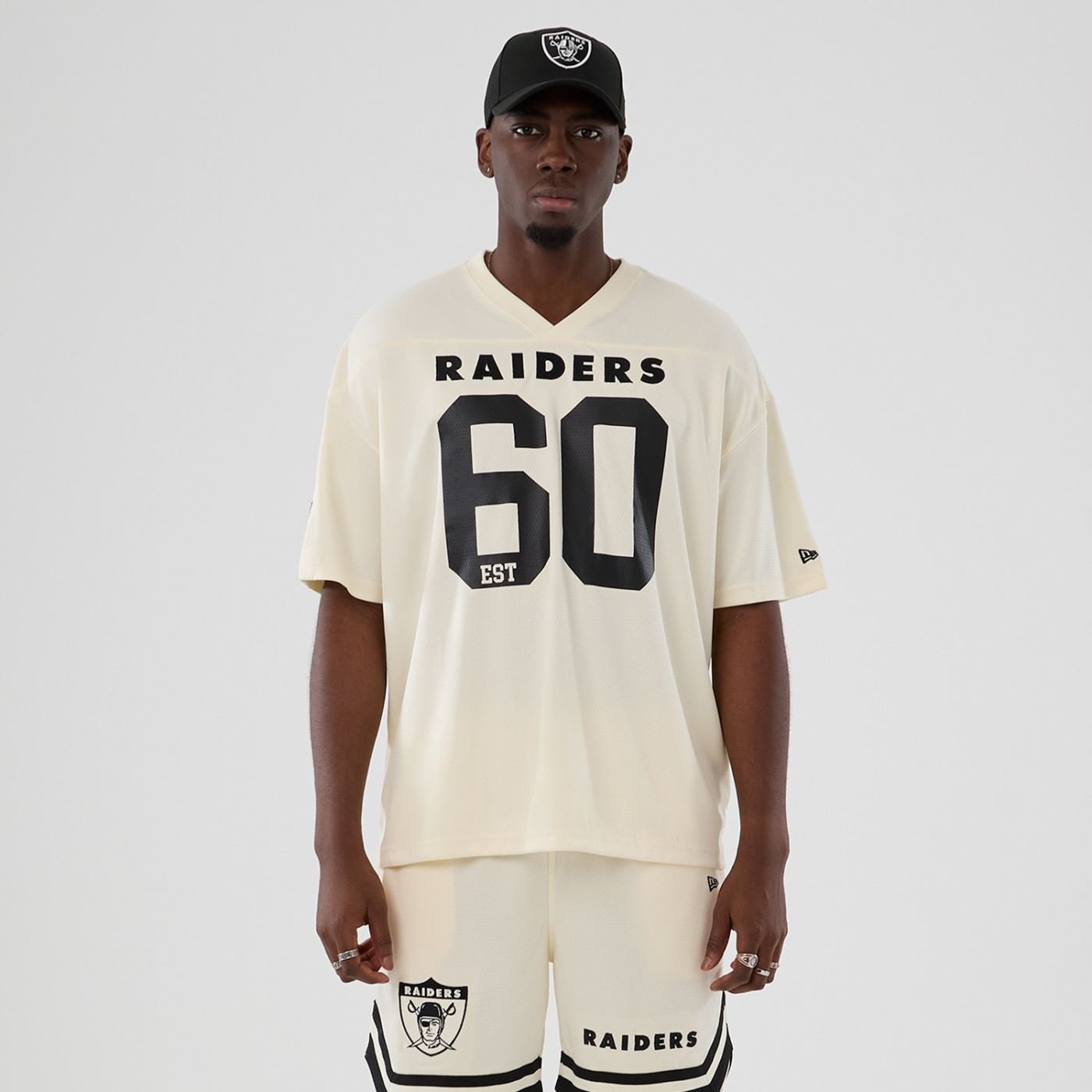 Camiseta New Era Oversize Oakland Raiders NFL Off White