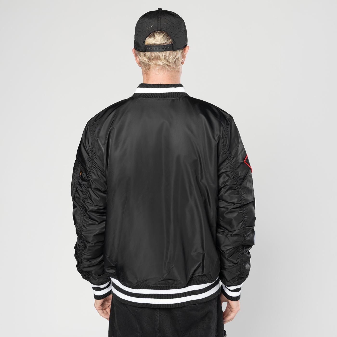 Jaqueta New Era Bomber Chicago Bulls NBA Preto Preto 6