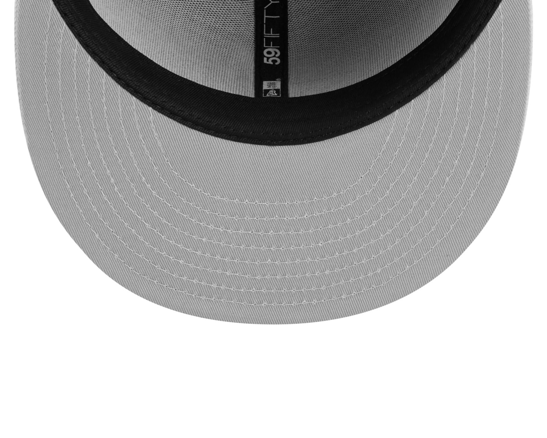 Bone New Era  59FIFTY Milwaukee Bucks NBA Preto Preto 6