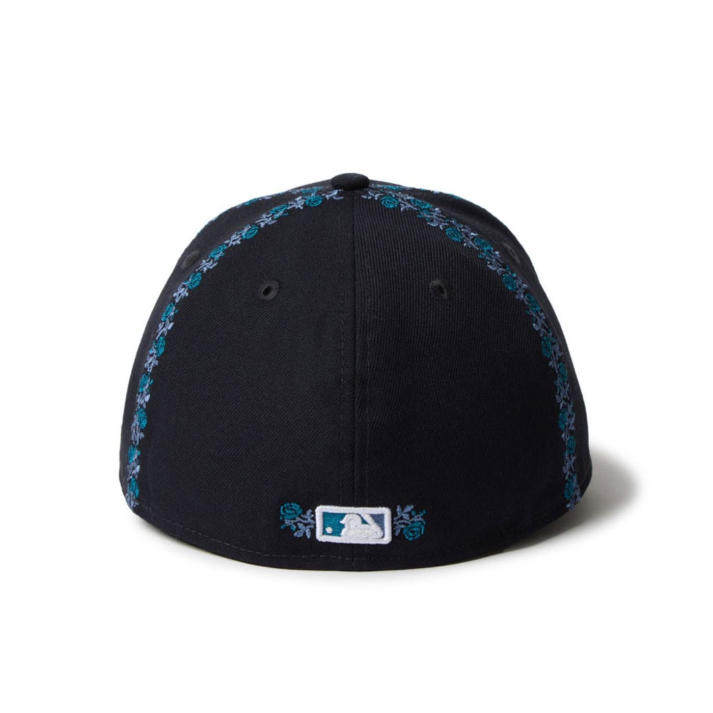Bone New Era 59FIFTY Low Profile New York Yankees MLB Off White Preto/Azul 5