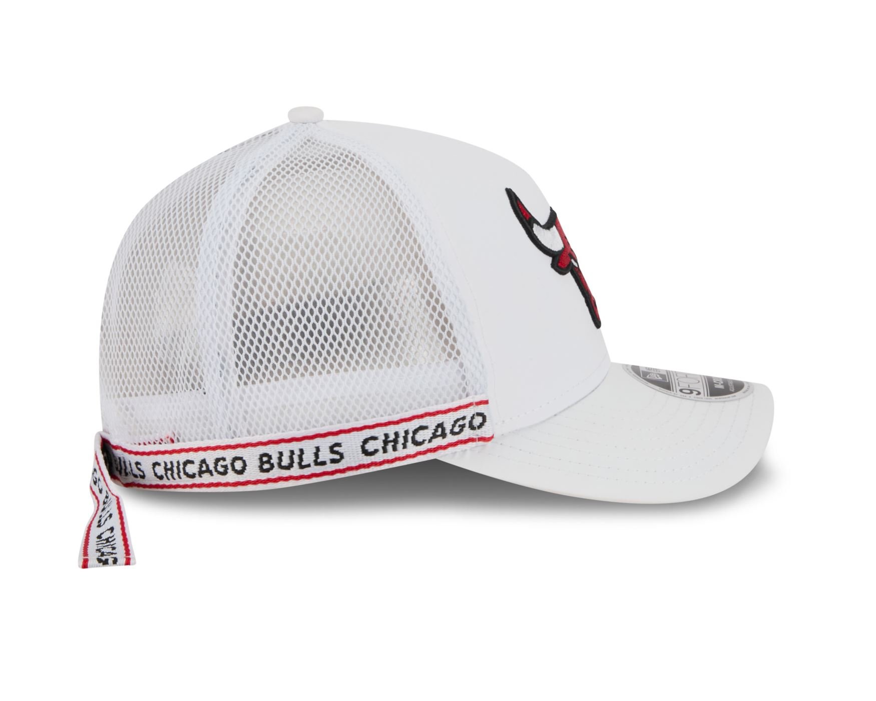 Bone New Era 9FORTY M-CROWN Chicago Bulls NBA Preto Branco 4