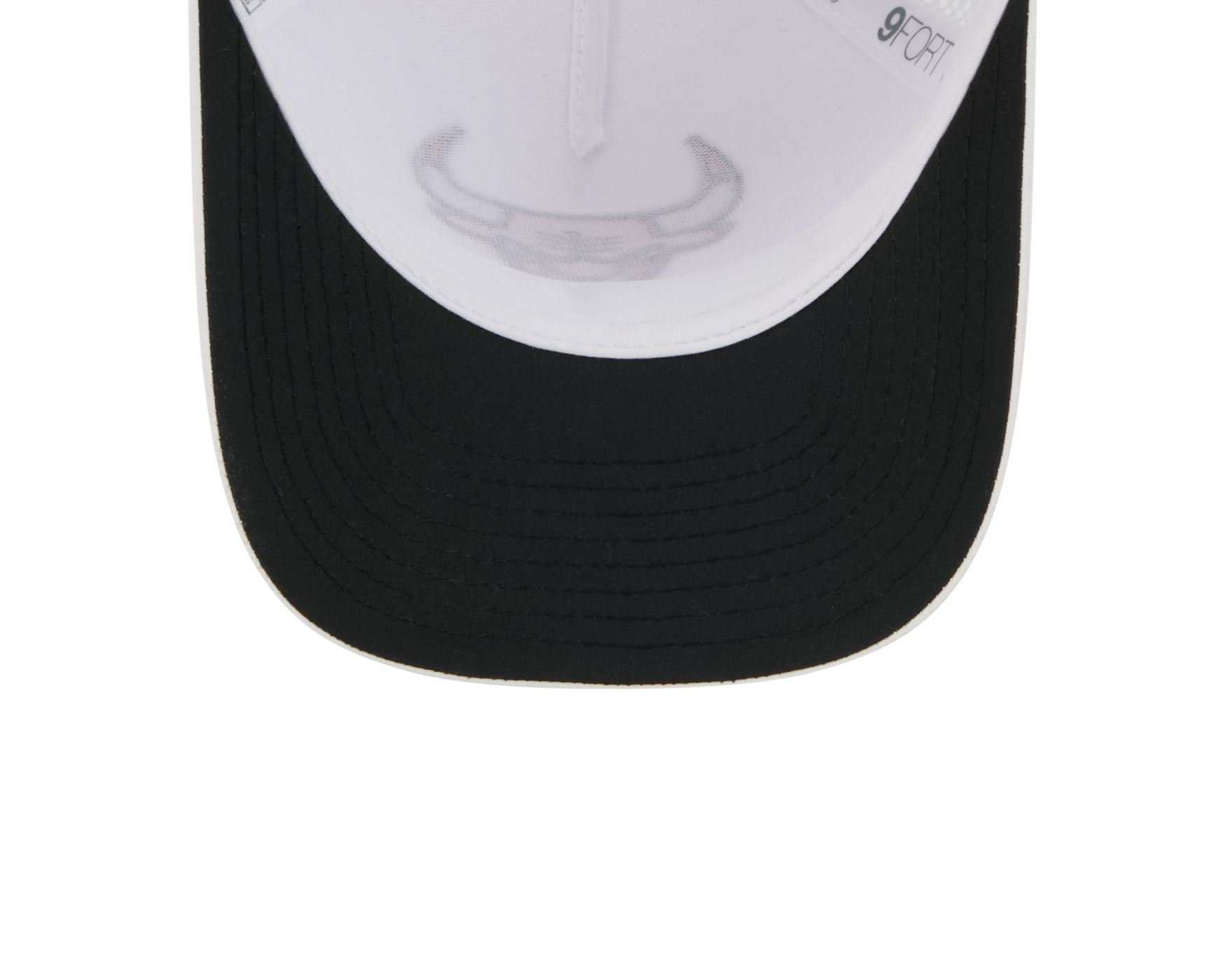 Bone New Era 9FORTY M-CROWN Chicago Bulls NBA Preto Branco 6