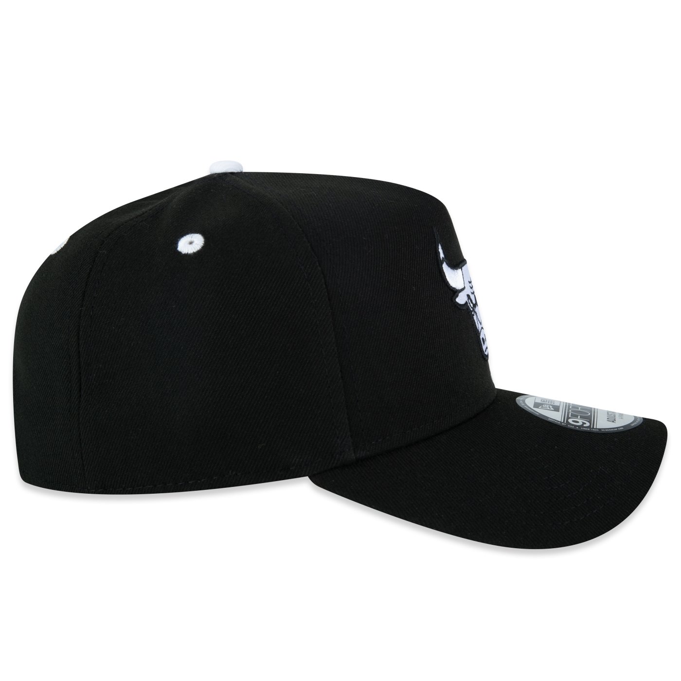 Bone New Era 9FORTY A-Frame Chicago Bulls NBA Preto Preto 5