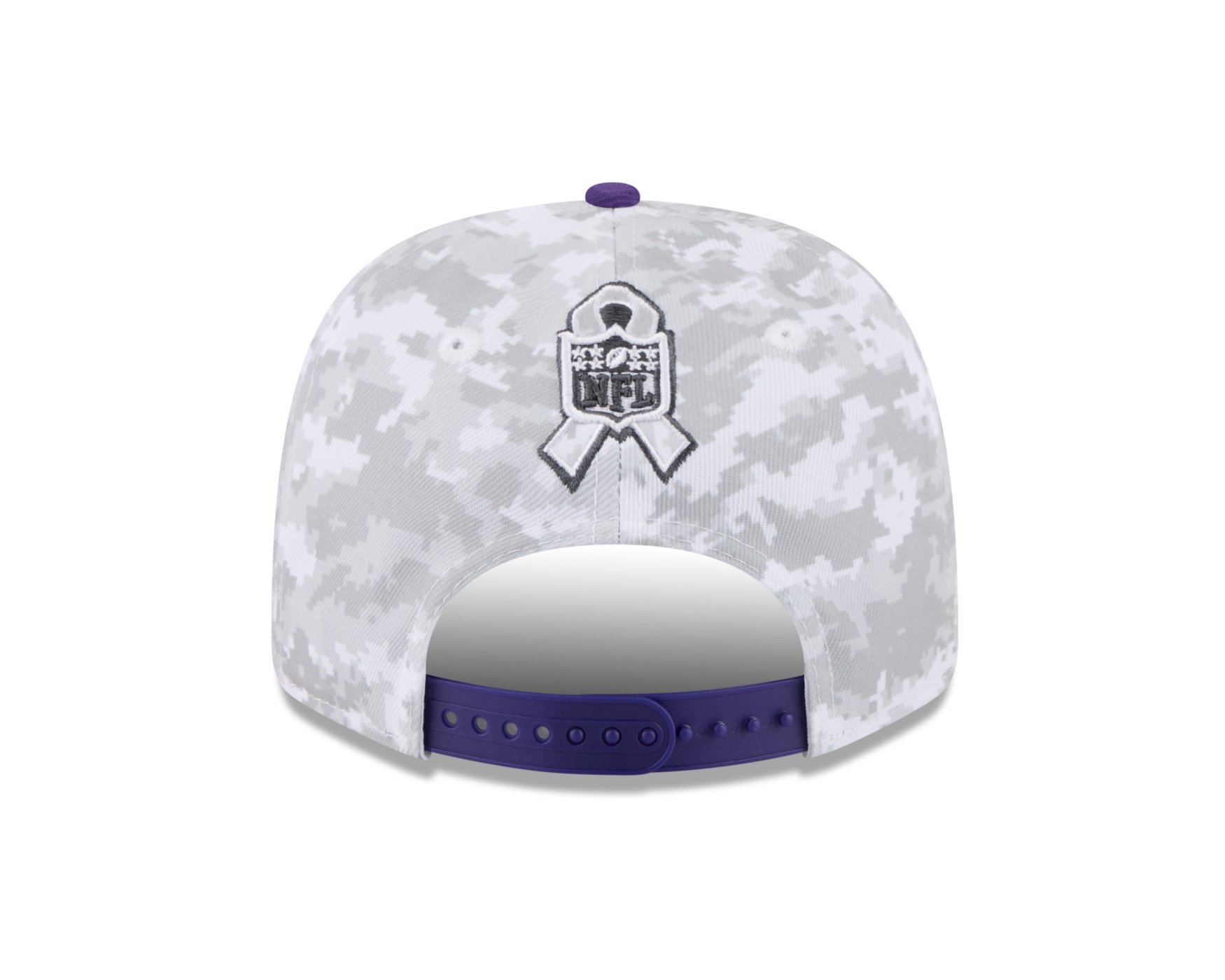 Bone New Era 9SEVENTY Minnesota Vikings NFL Salute Service 2025 Militar Cinza/Roxo 4