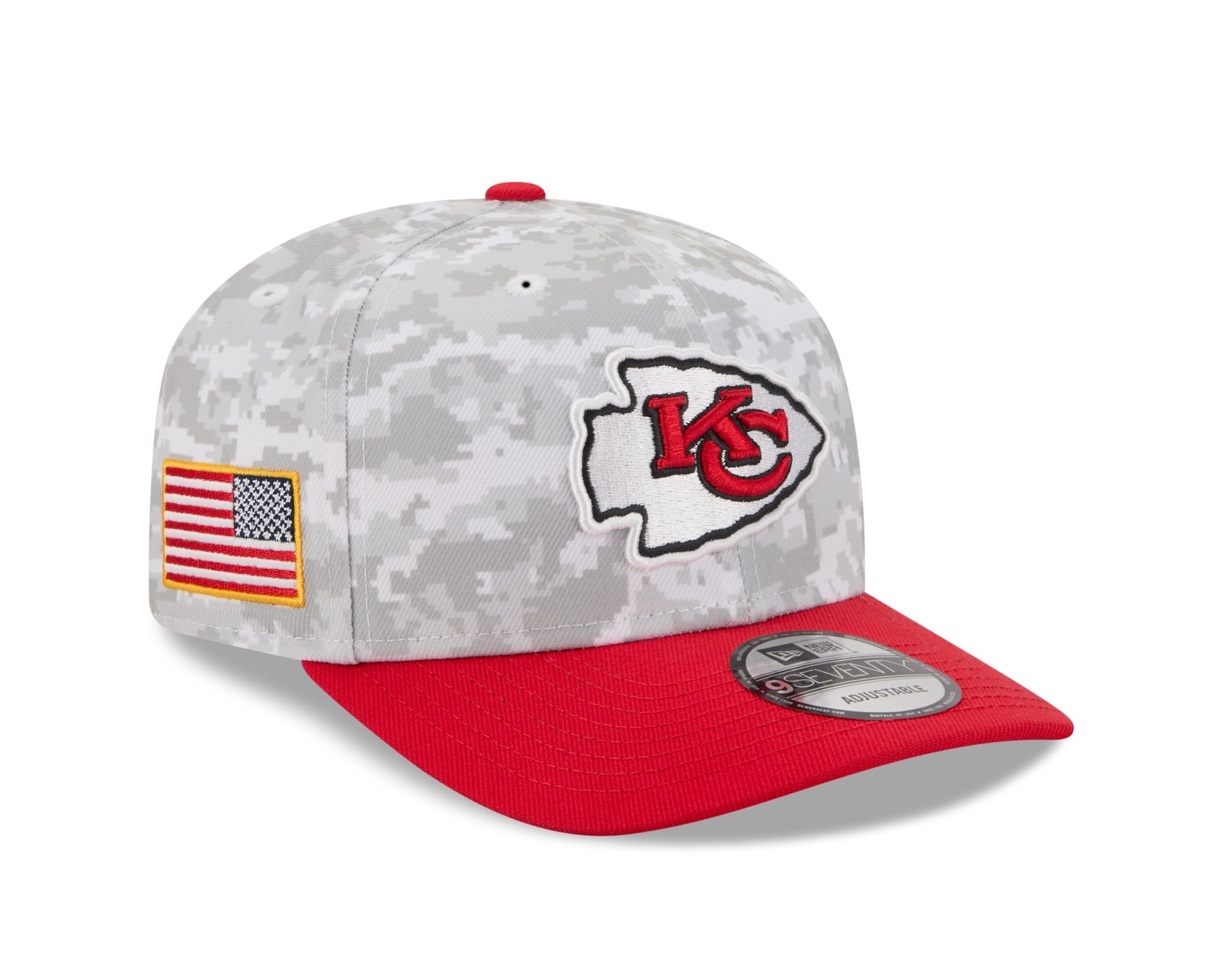 Bone New Era 9SEVENTY Kansas City Chiefs NFL Salute Service 2025 Militar Cinza/Vermelho 3