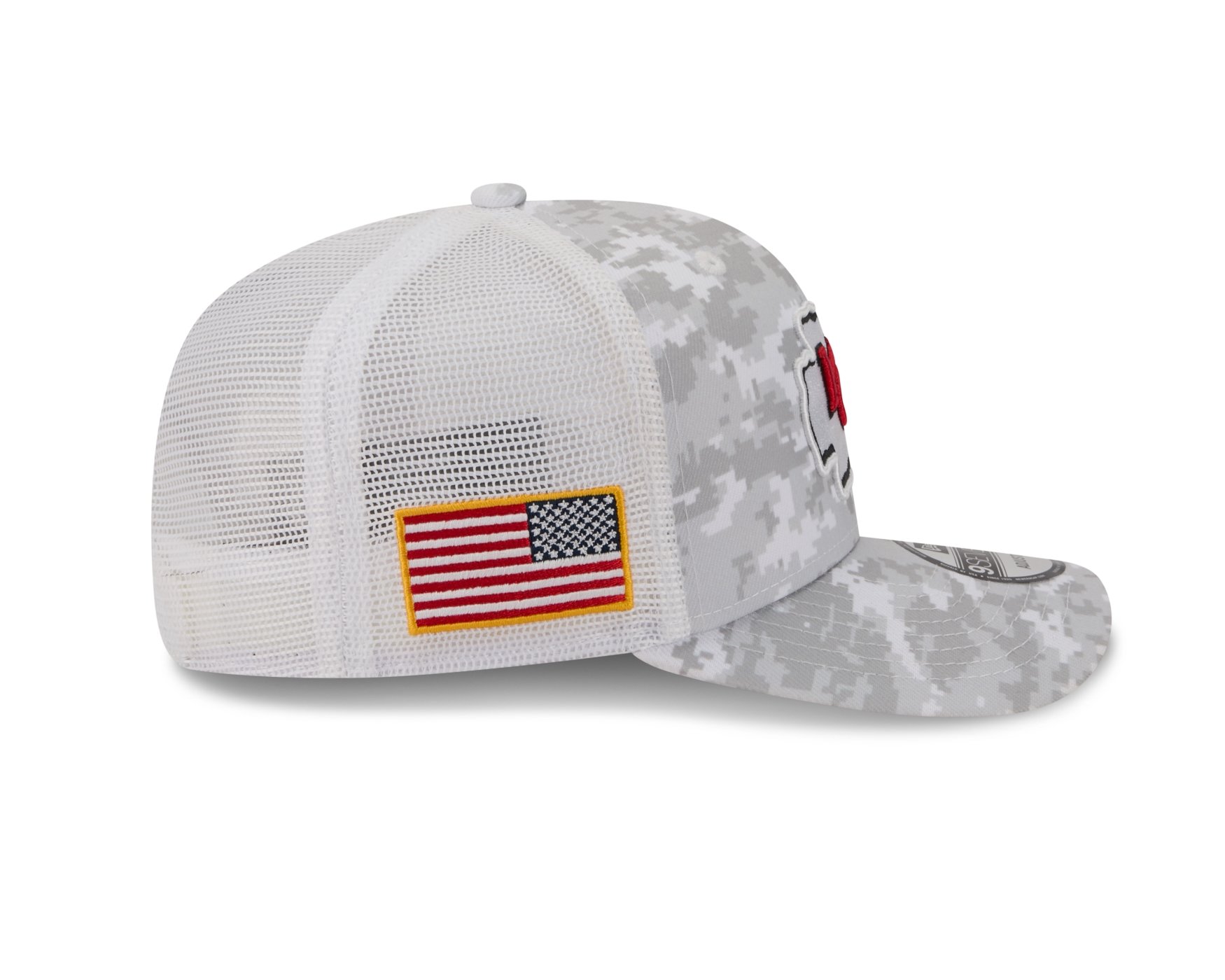 Bone New Era 9SEVENTY Kansas City Chiefs NFL Salute Service 2025 Vermelho Cinza 6