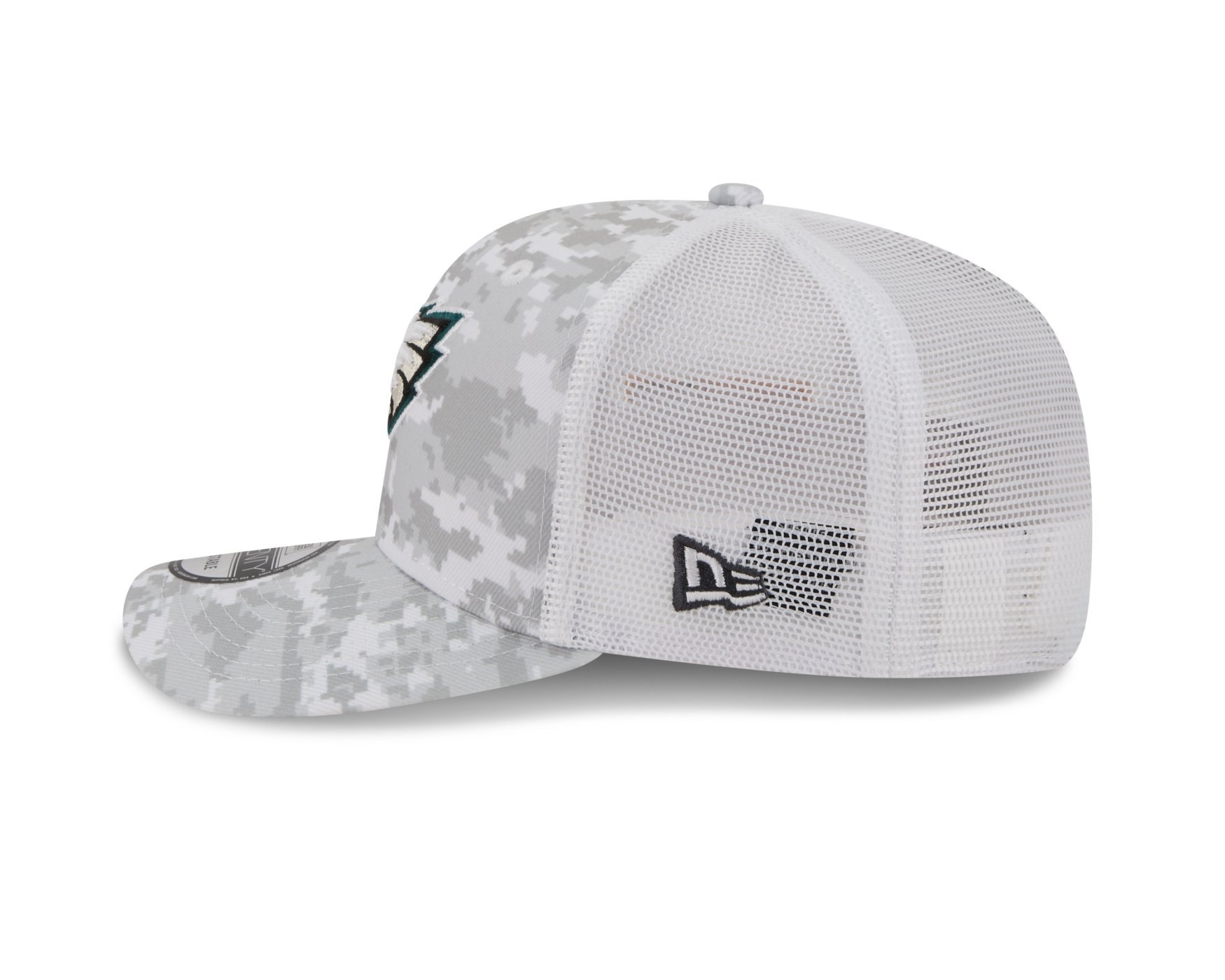 Bone New Era 9SEVENTY Philadelphia Eagles NFL Salute Service 2025 Verde Cinza 6