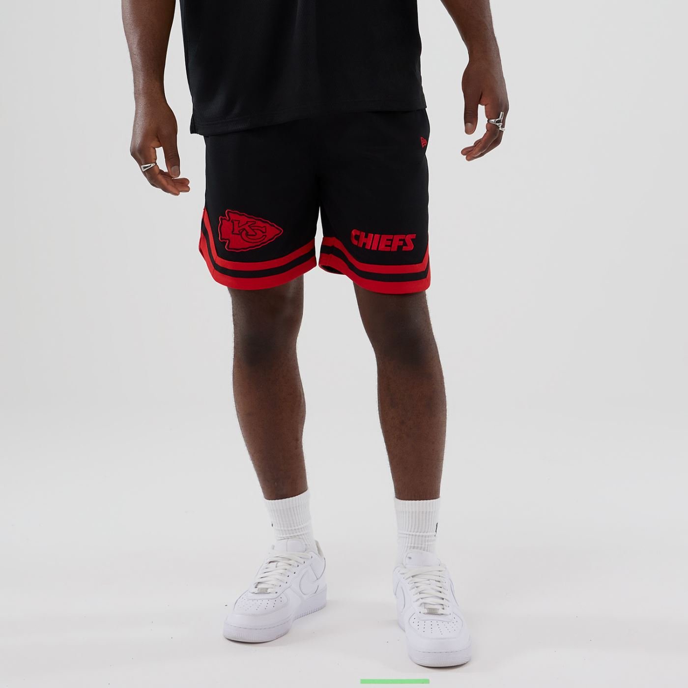 Bermuda New Era Lifestyle Kansas City Chiefs NFL Preto Preto 2