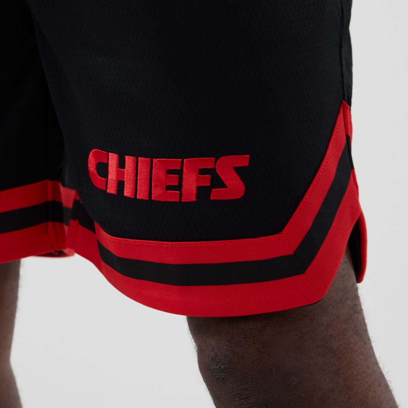Bermuda New Era Lifestyle Kansas City Chiefs NFL Preto Preto 4