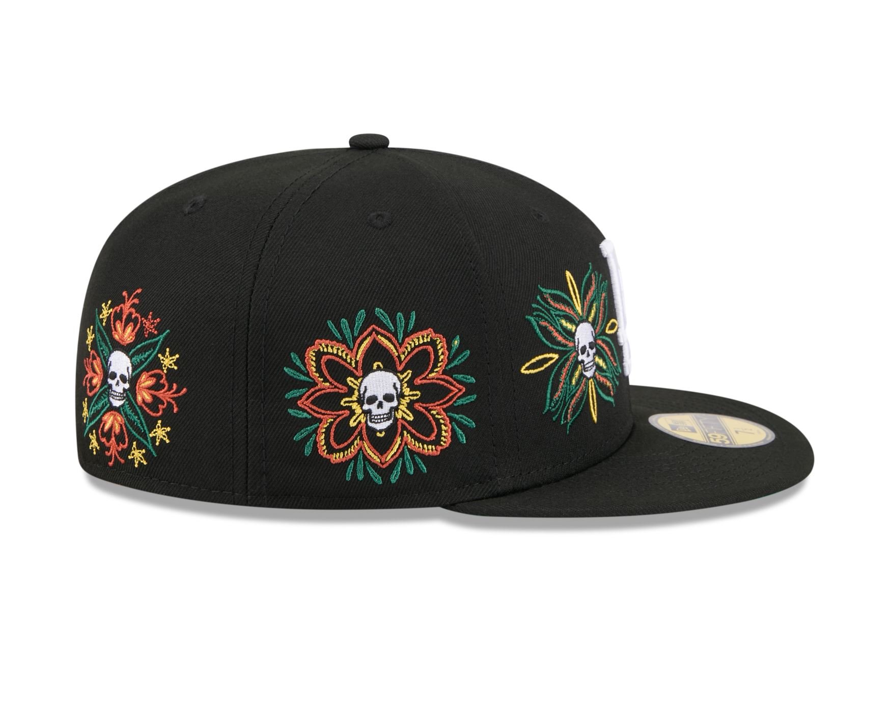 Bone New Era  59FIFTY Los Angeles Dodgers MLB Skull & Roses Preto Preto 4
